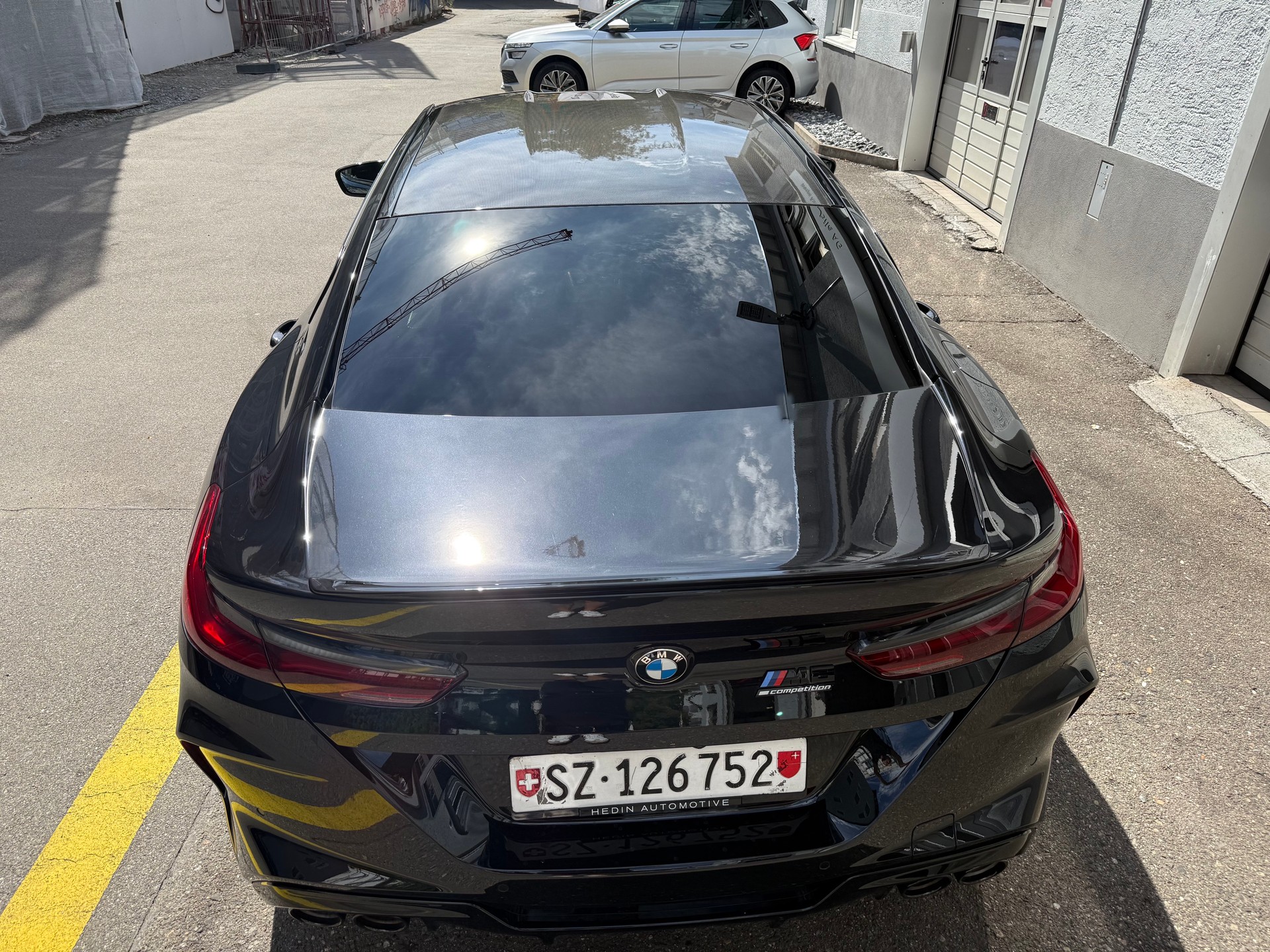 BMW M8 Competition xDrive-image-3