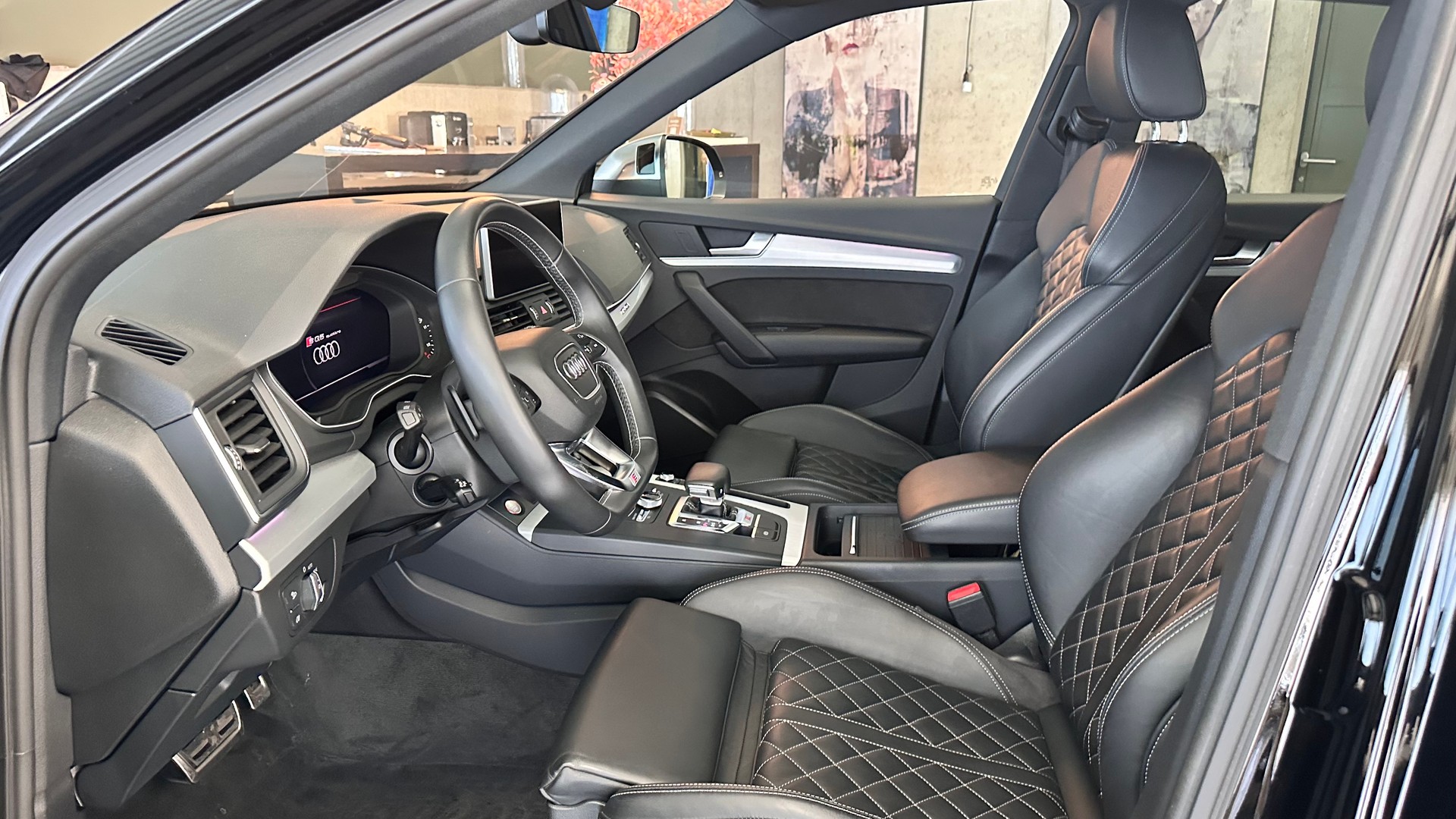 AUDI SQ5 3.0 V6 TFSI quattro T-Tronic-image-16