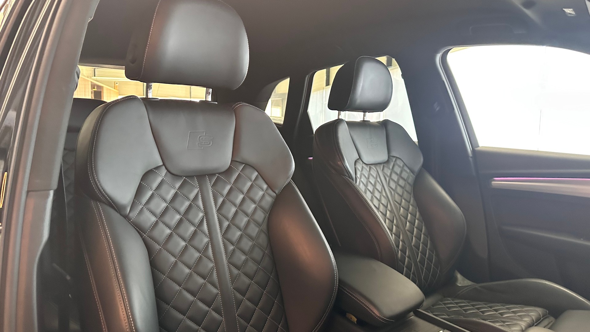 AUDI SQ5 3.0 V6 TFSI quattro T-Tronic-image-2