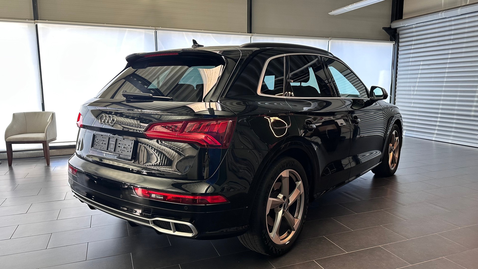 AUDI SQ5 3.0 V6 TFSI quattro T-Tronic-image-6