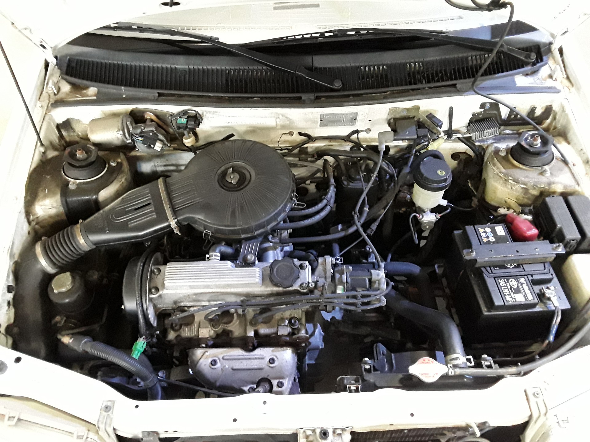 SUZUKI Swift 1.0 GLS-image-7