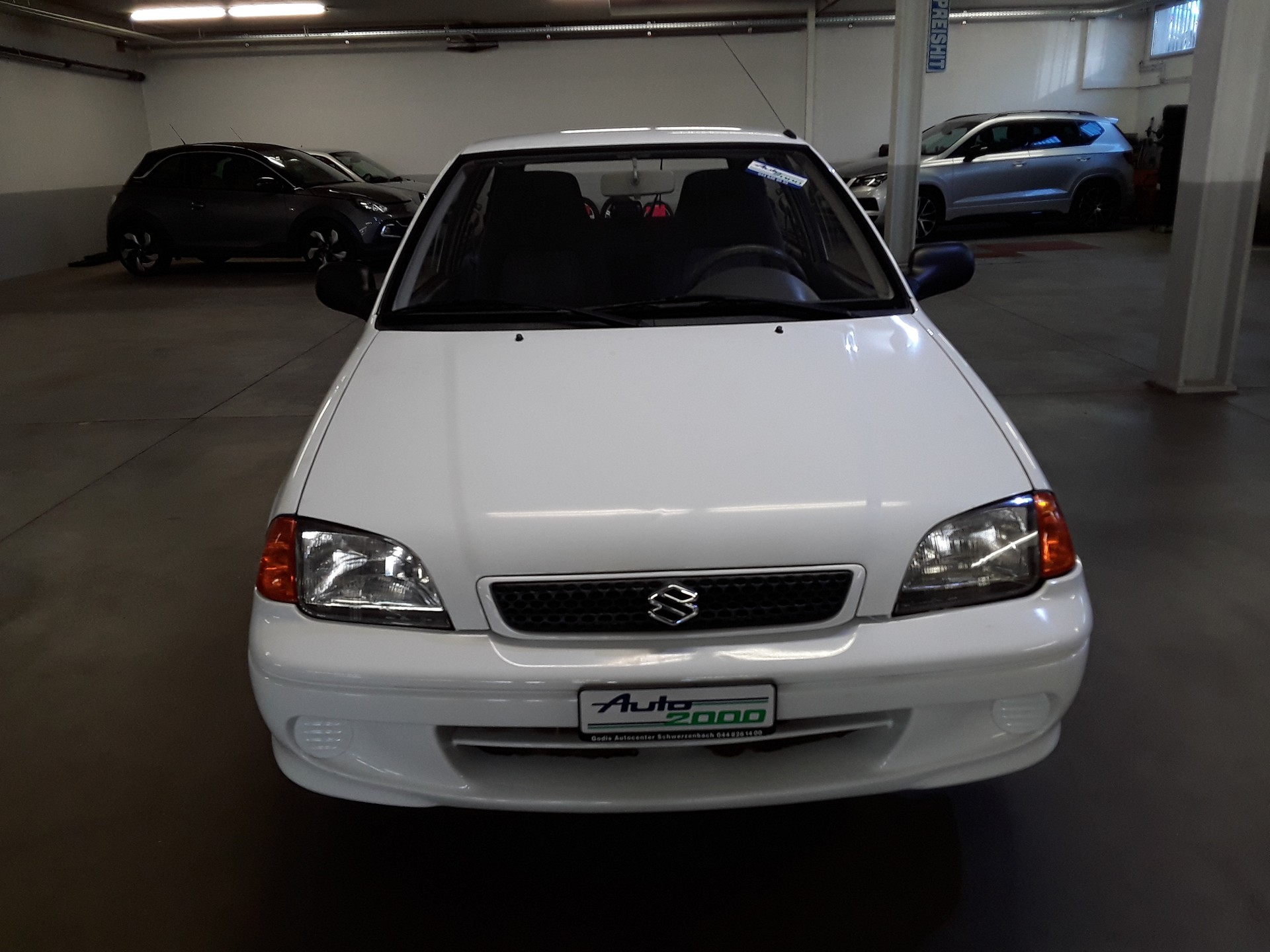 SUZUKI Swift 1.0 GLS-image-4