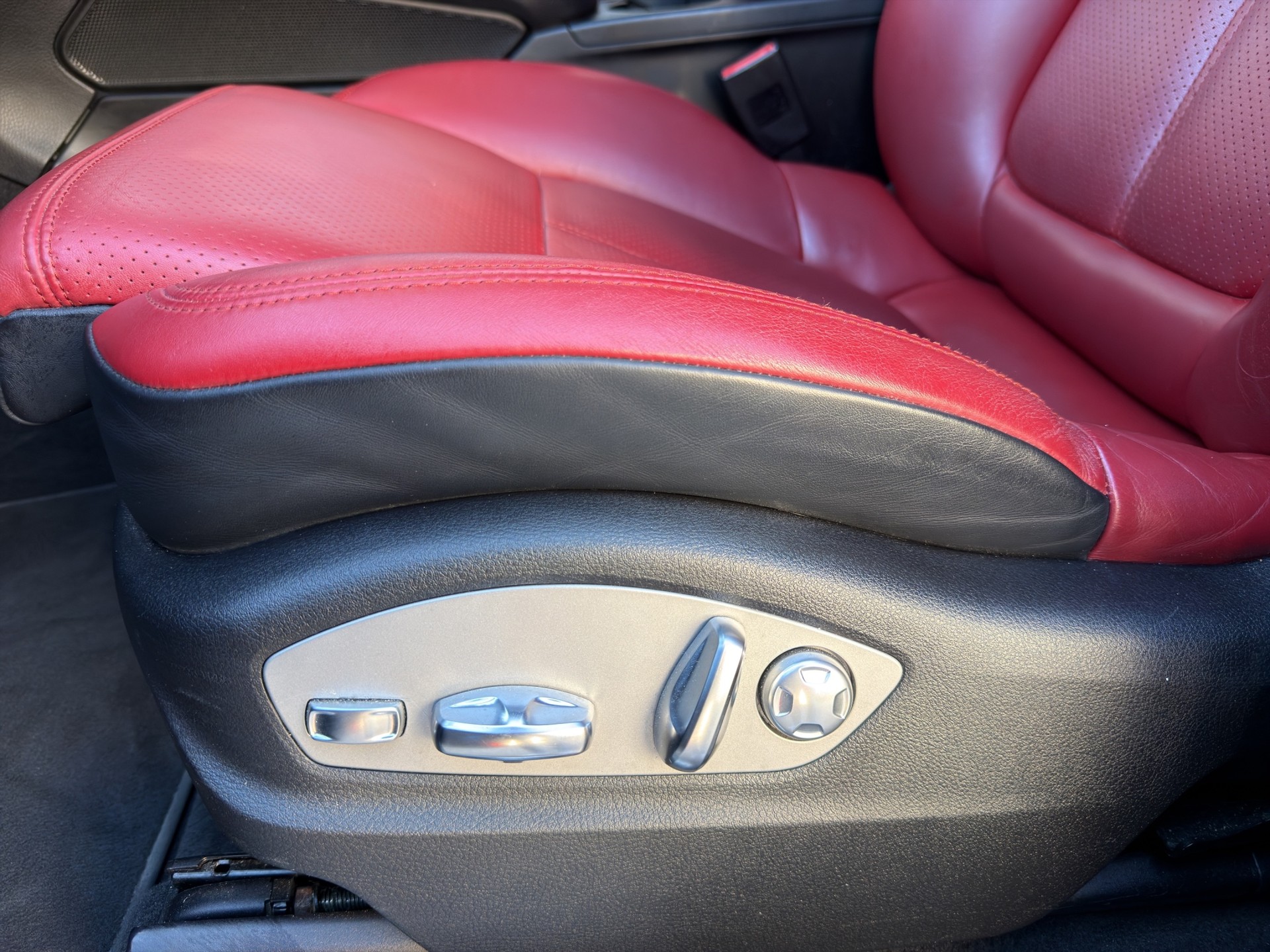 PORSCHE Macan GTS PDK-image-25
