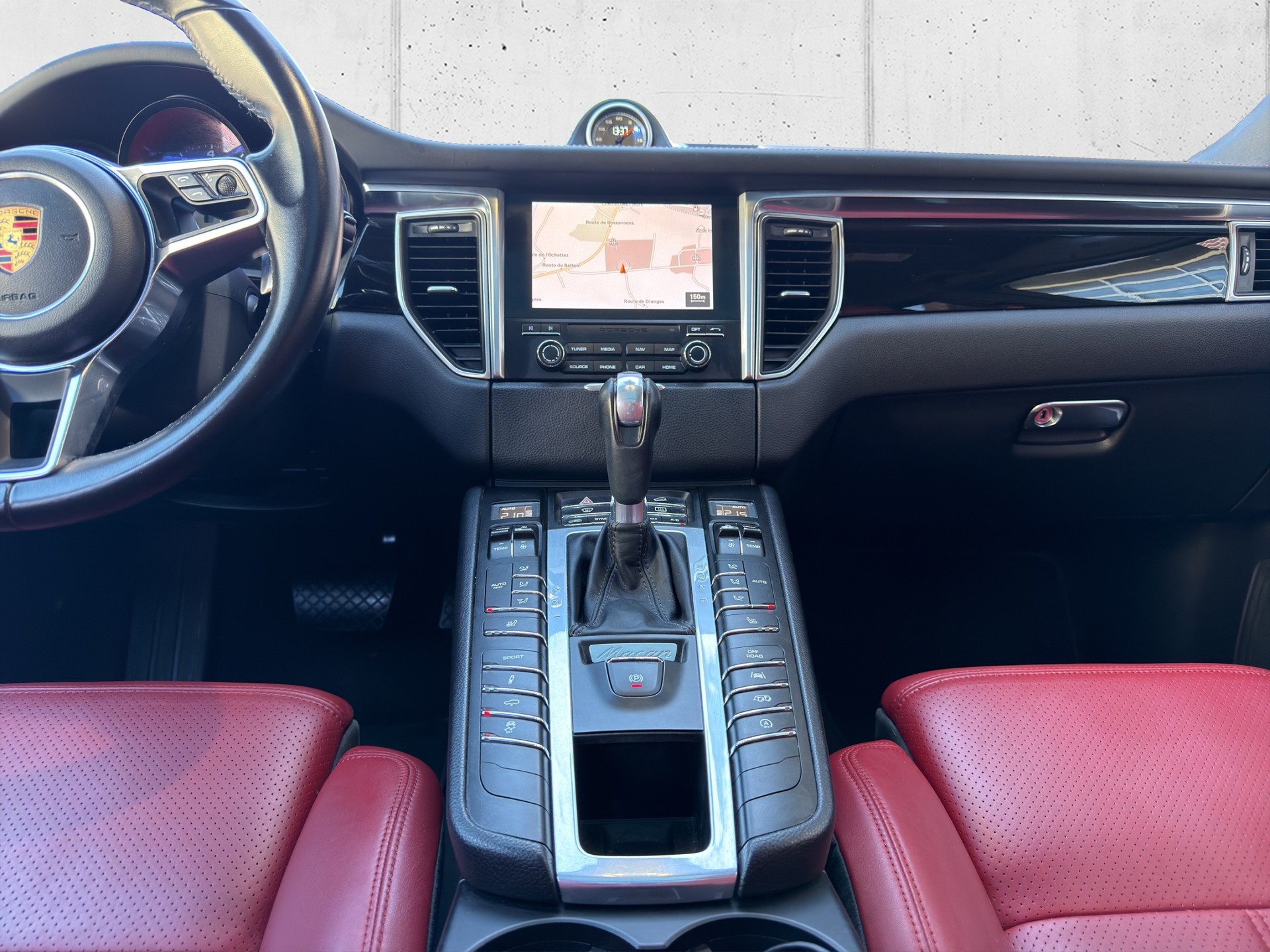 PORSCHE Macan GTS PDK-image-17