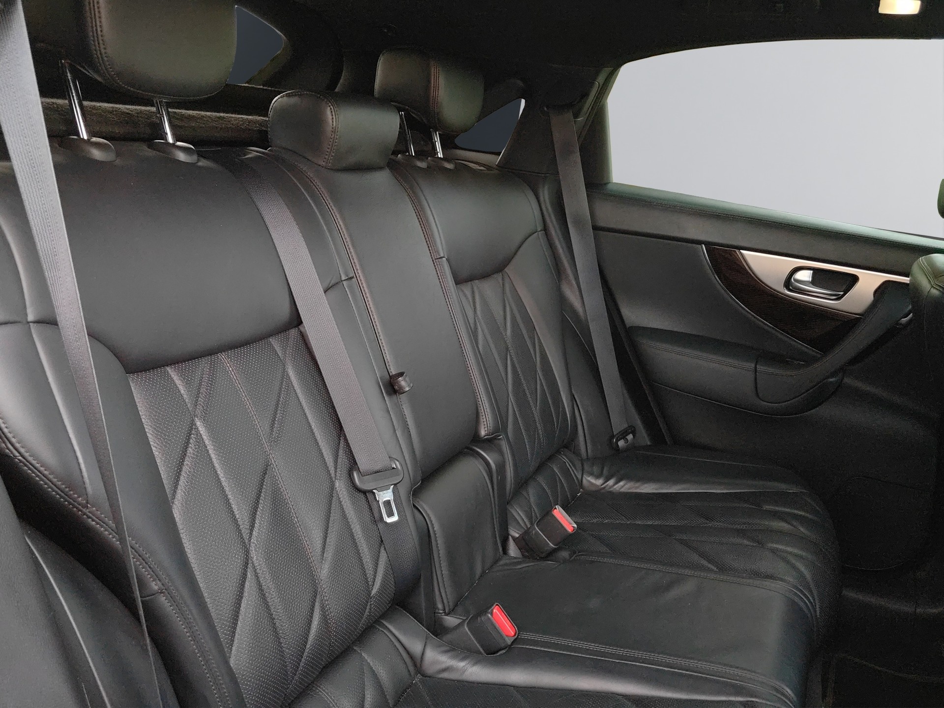 INFINITI FX50 S AWD Limited Edition Automatic-image-26