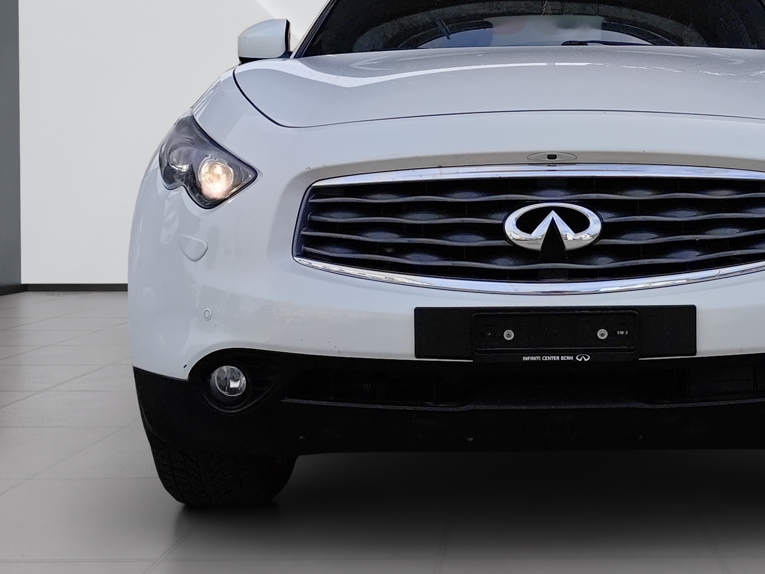 INFINITI FX50 S AWD Limited Edition Automatic-image-10