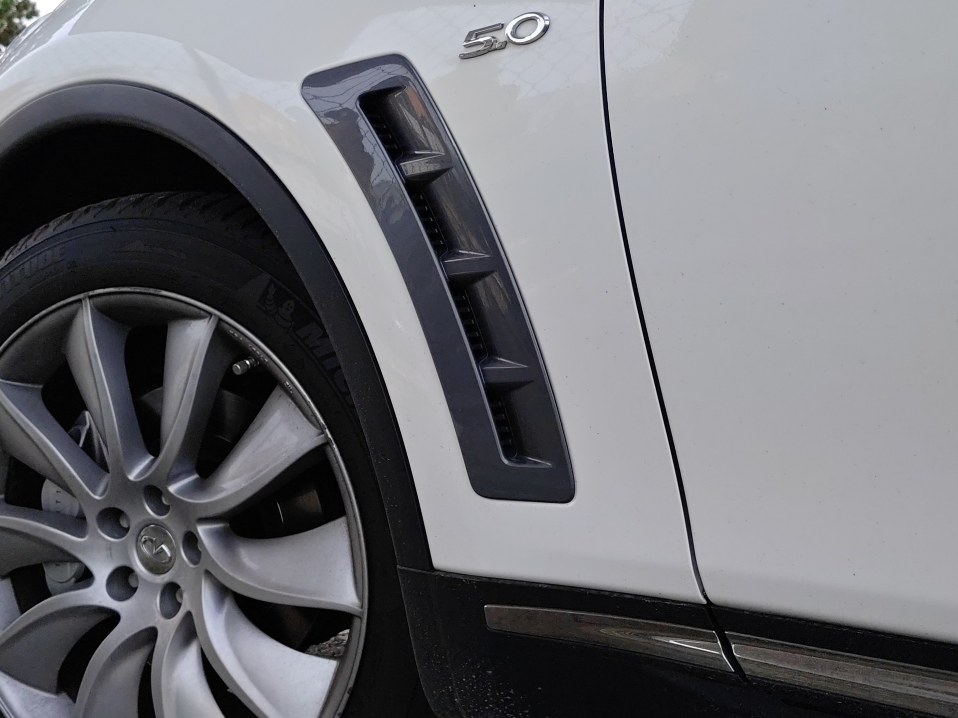 INFINITI FX50 S AWD Limited Edition Automatic-image-12