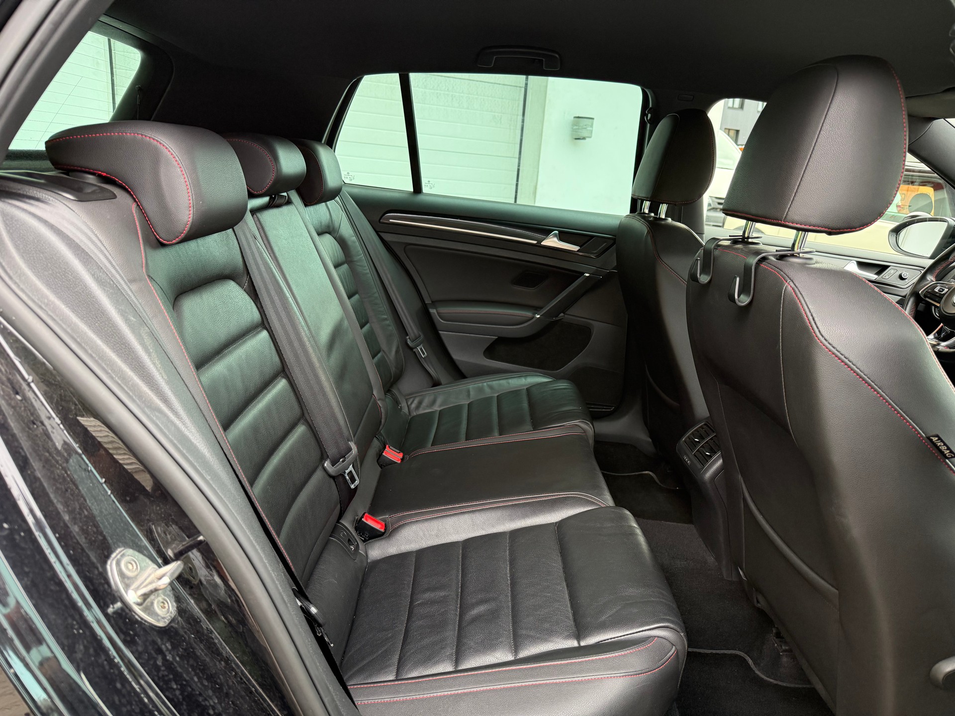 VW Golf 2.0 TSI GTI DSG-image-19