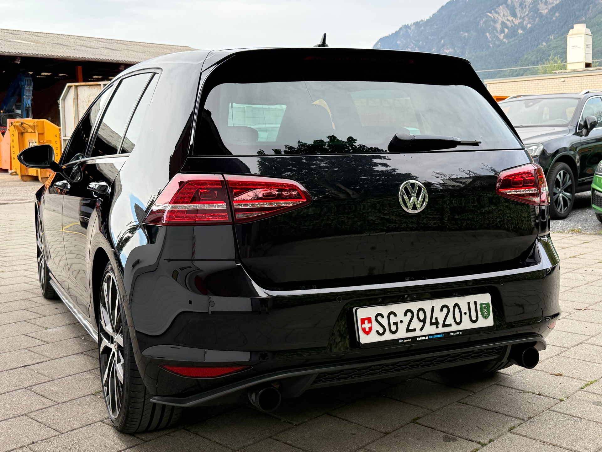 VW Golf 2.0 TSI GTI DSG-image-6