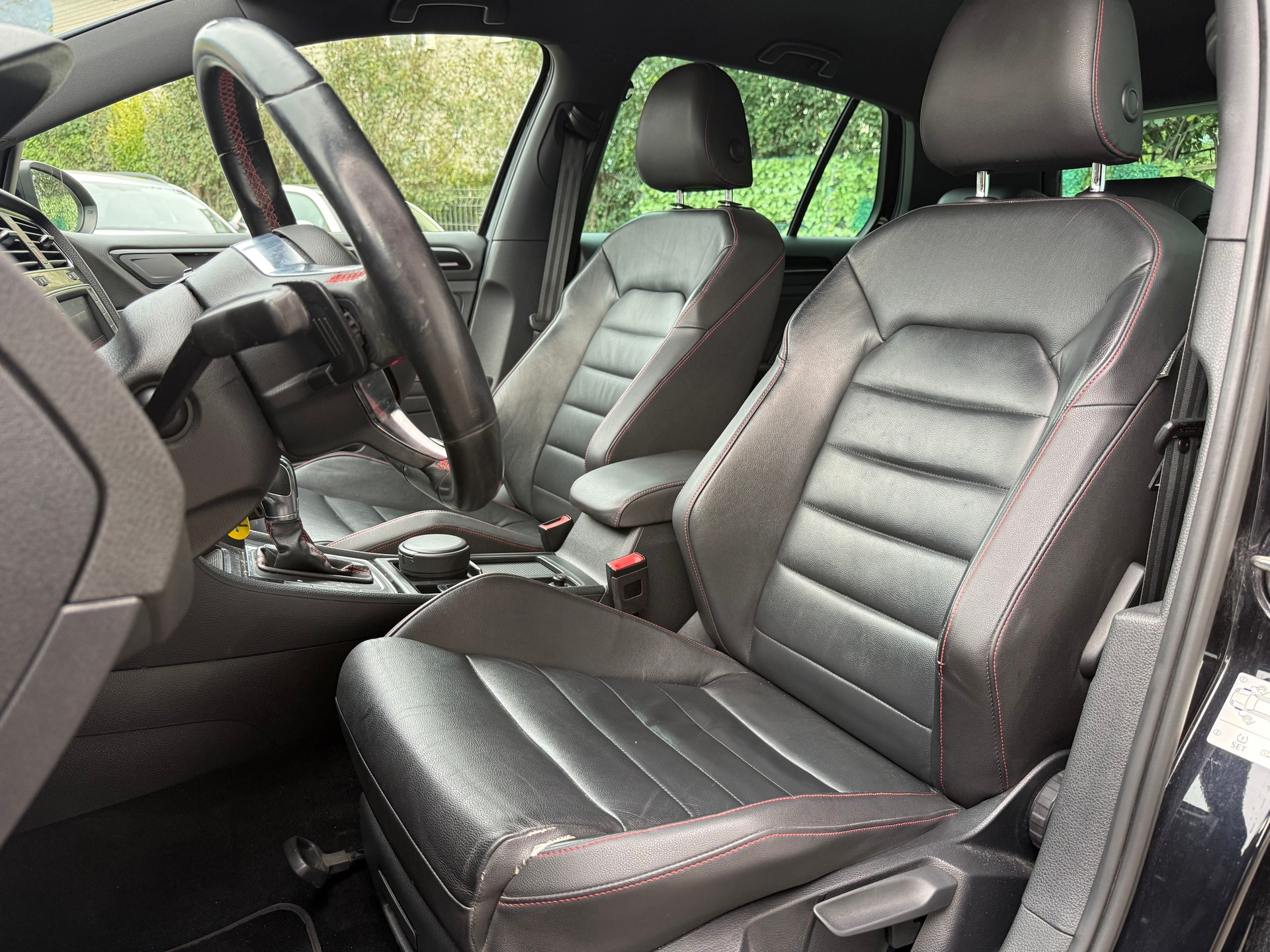VW Golf 2.0 TSI GTI DSG-image-23