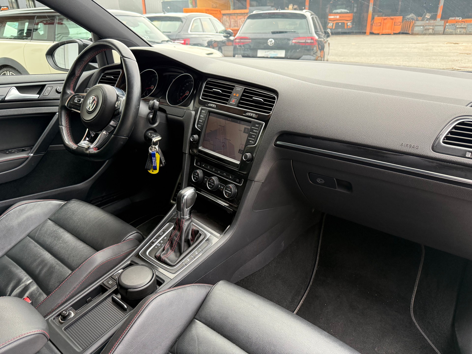 VW Golf 2.0 TSI GTI DSG-image-15