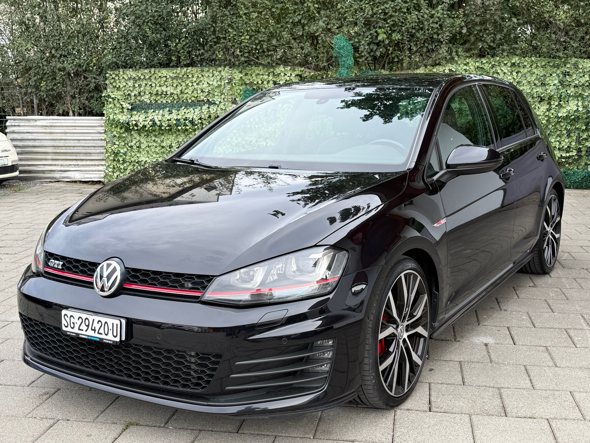 VW Golf 2.0 TSI GTI DSG-image-3