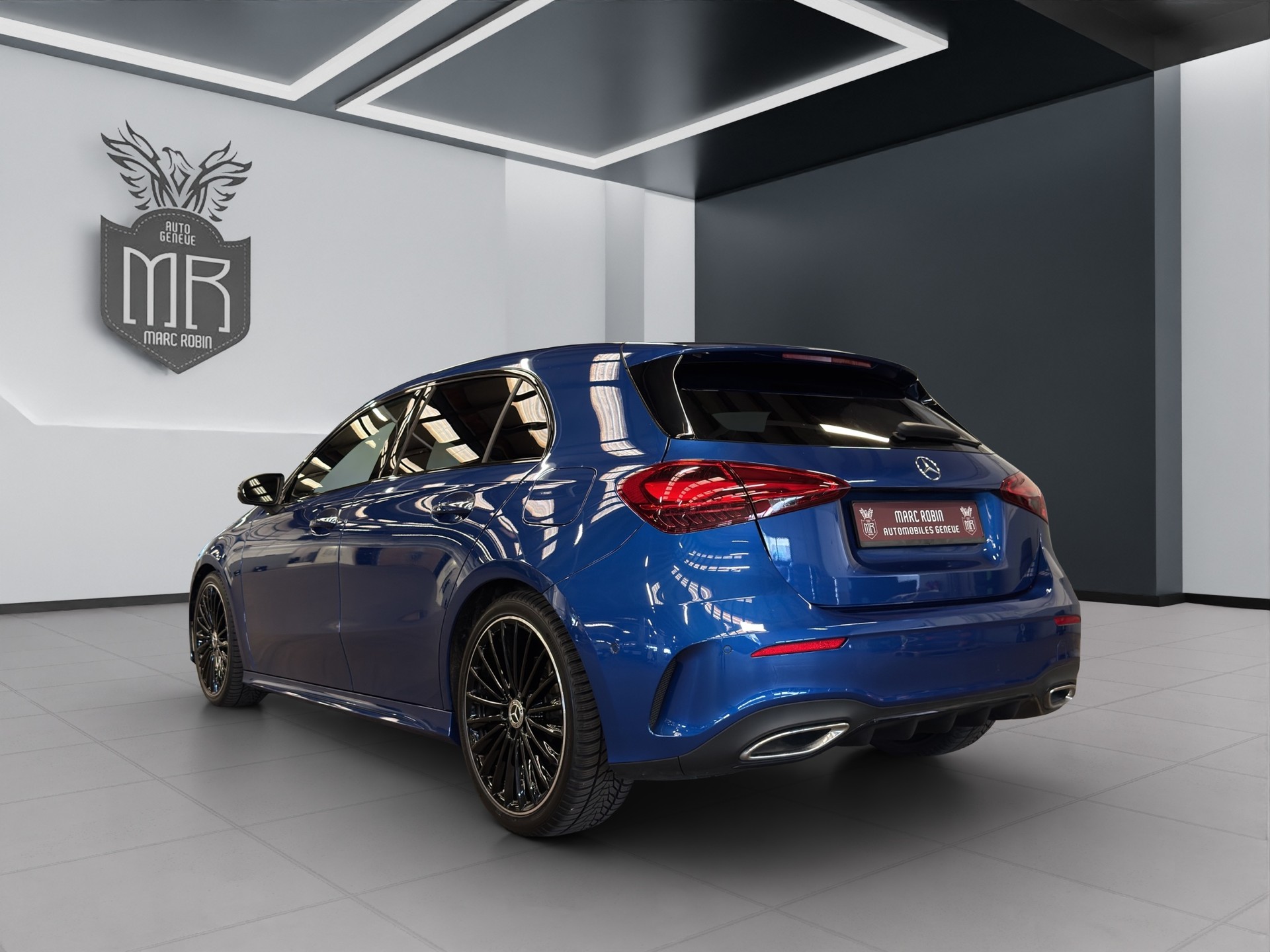 MERCEDES-BENZ A 200 7G-DCT-image-5