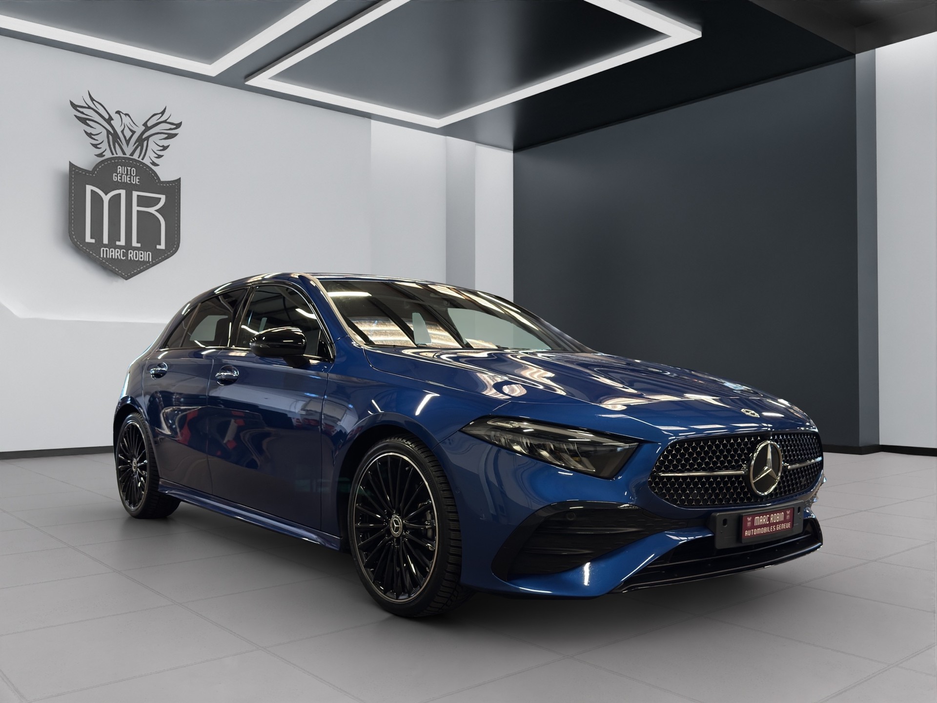 MERCEDES-BENZ A 200 7G-DCT-image-7