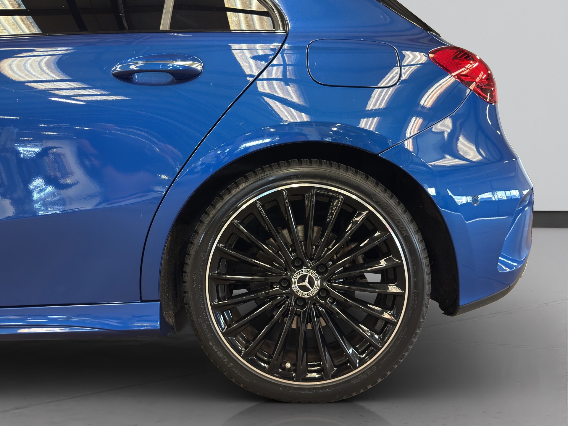 MERCEDES-BENZ A 200 7G-DCT-image-19