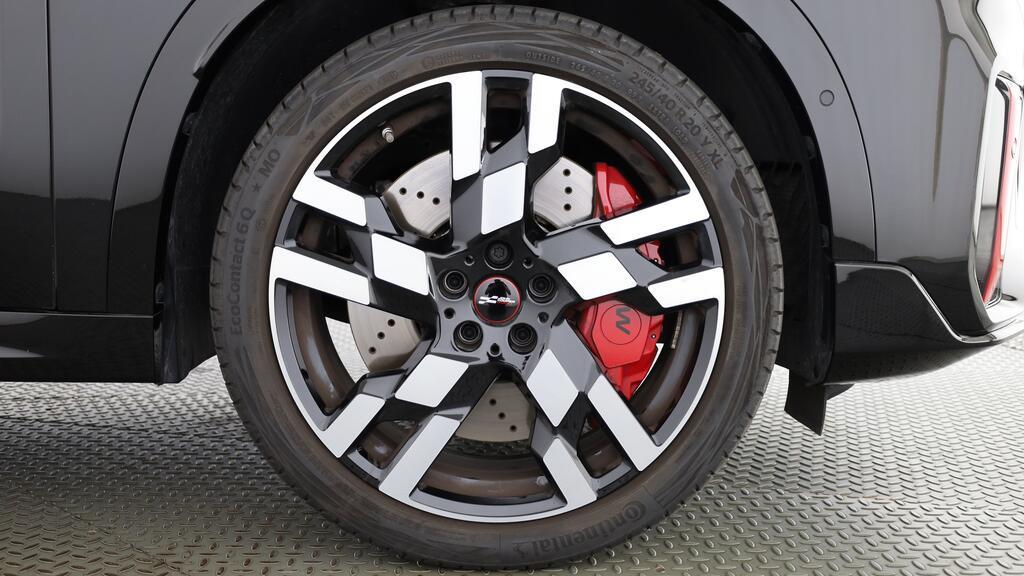MINI John Cooper Works Countryman ALL4-image-10