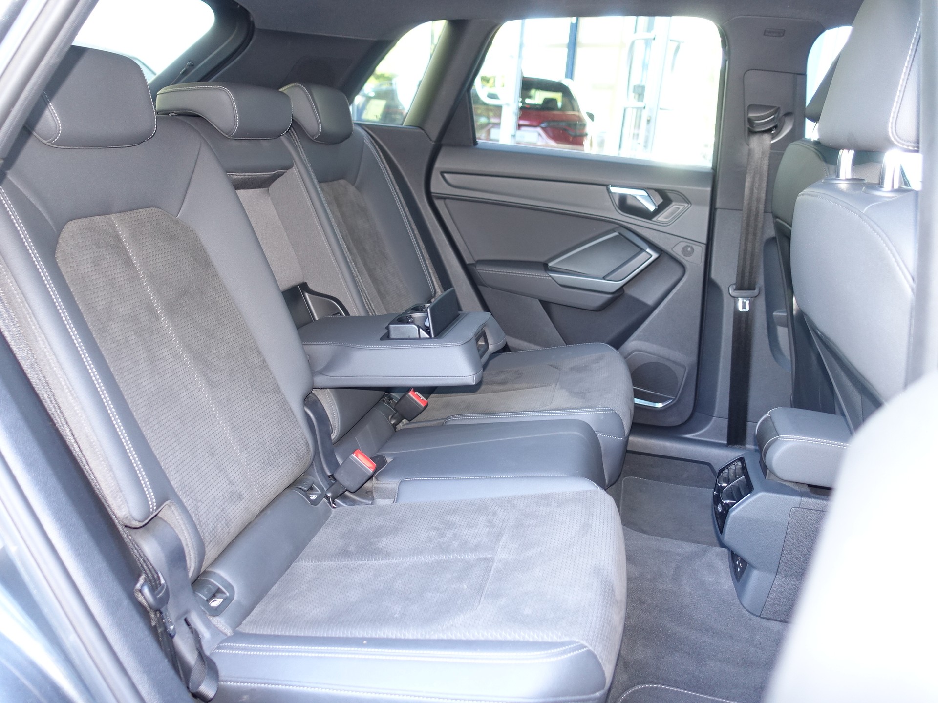 AUDI Q3 35 TFSI advanced Attraction S-tronic-image-14