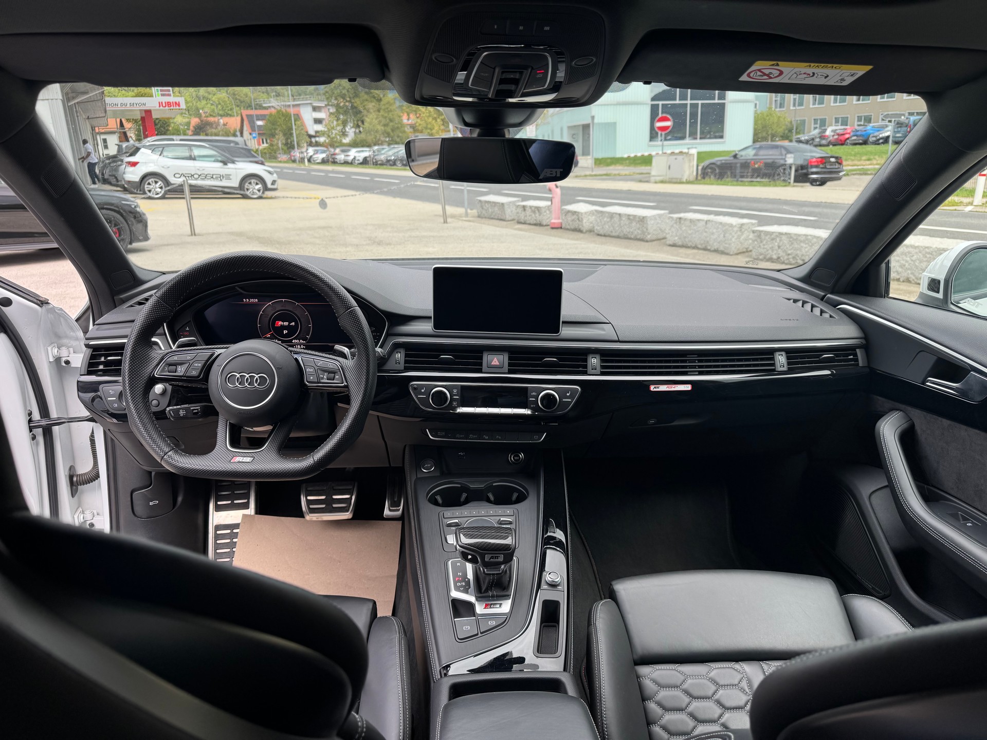 AUDI RS4+ABT Edition 530CV (1 of 50)-image-8