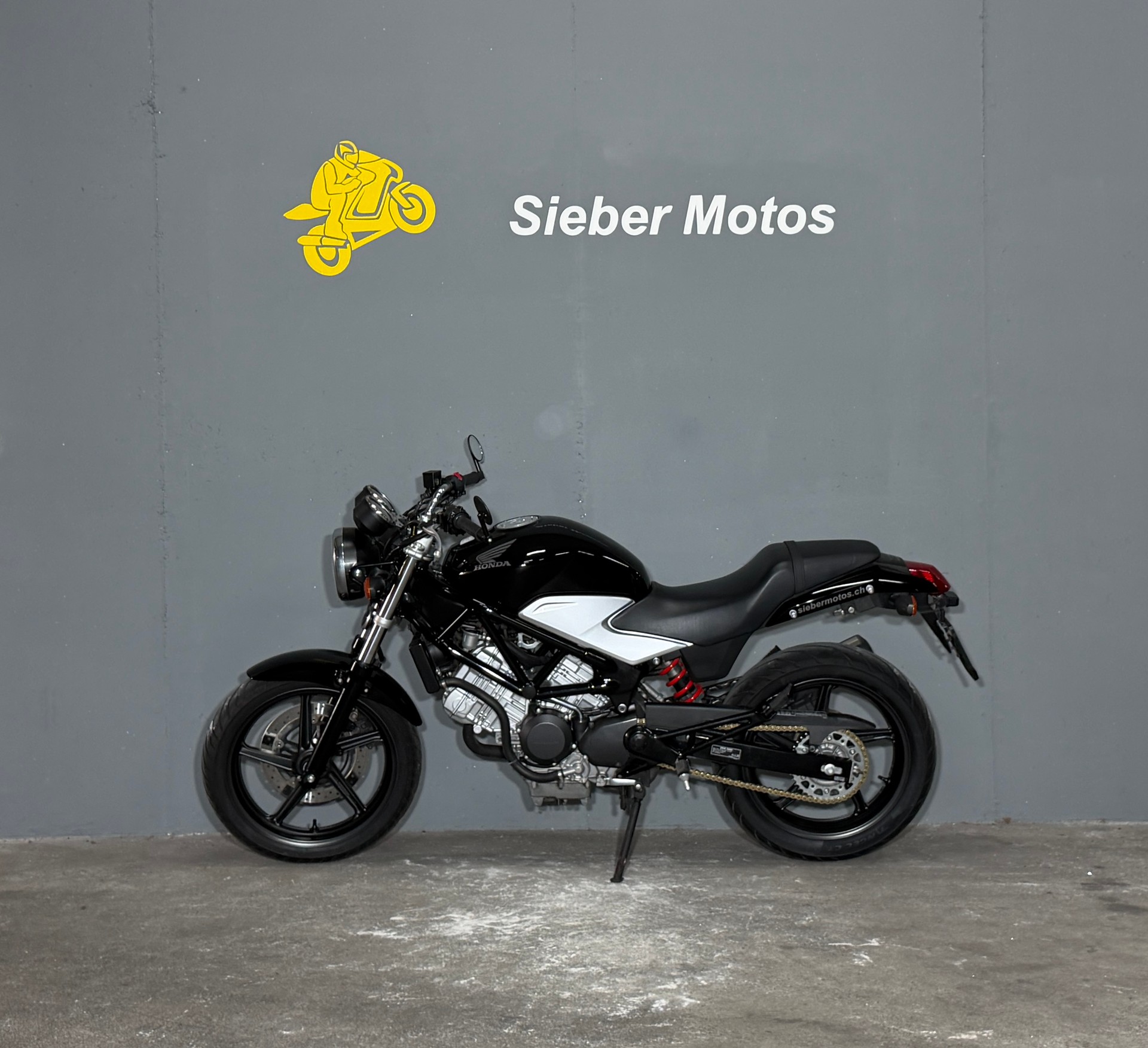 HONDA VTR 250-showroom-element-2