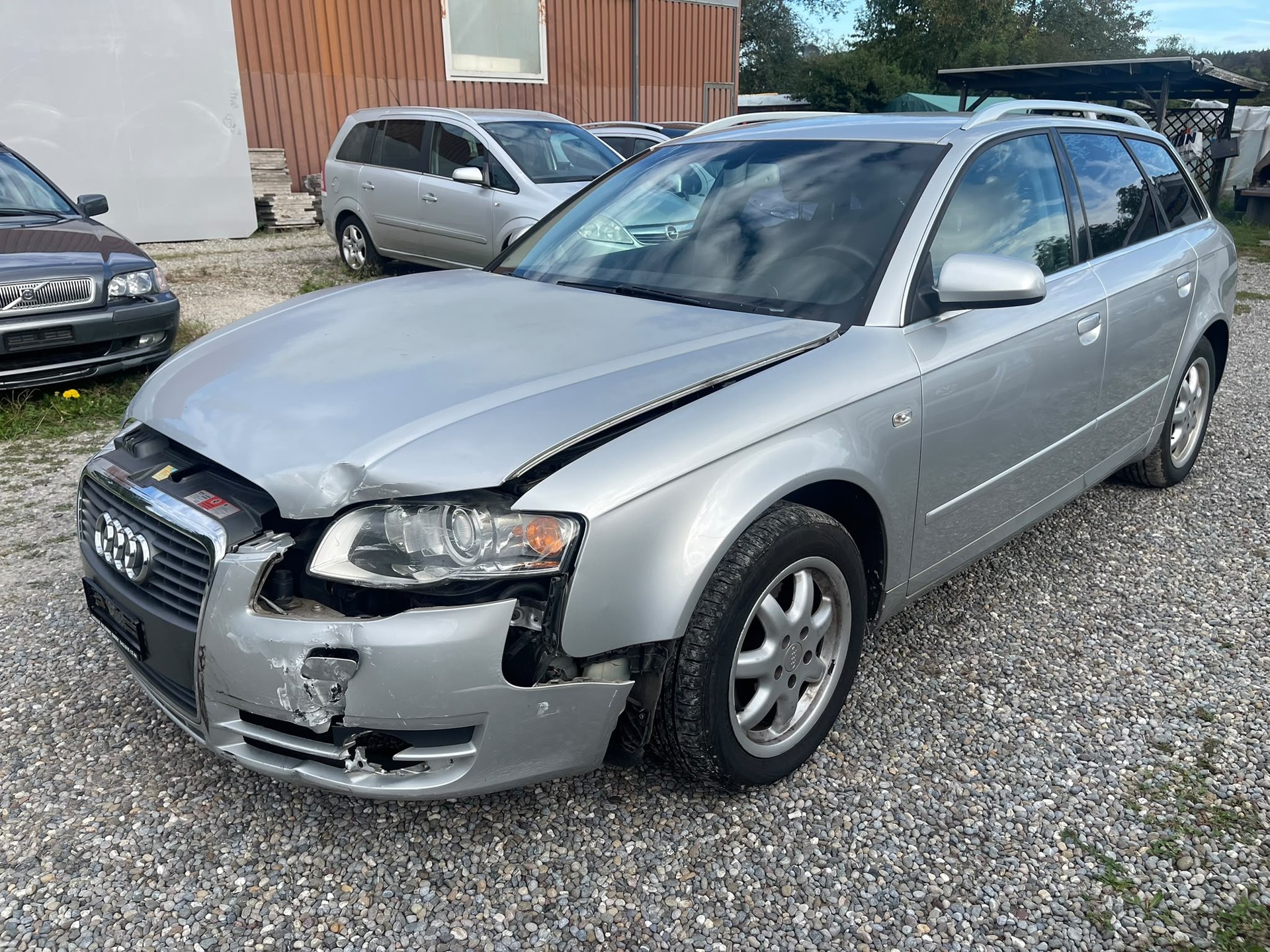 AUDI A4 Avant 2.0 TDI-image-0