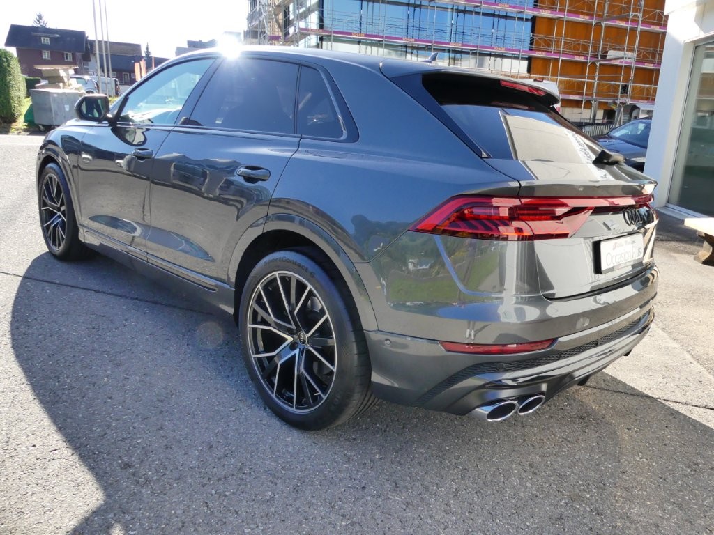 AUDI SQ8 TFSI quattro tiptronic-image-1