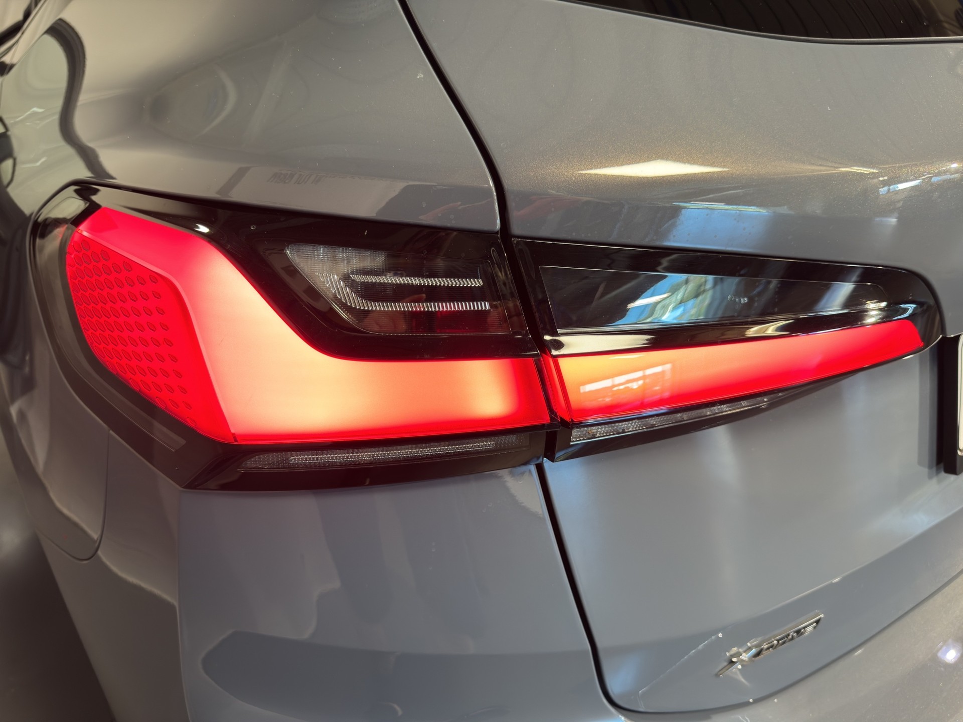 BMW 225e xDrive paddles Active Tourer M Sport-image-6