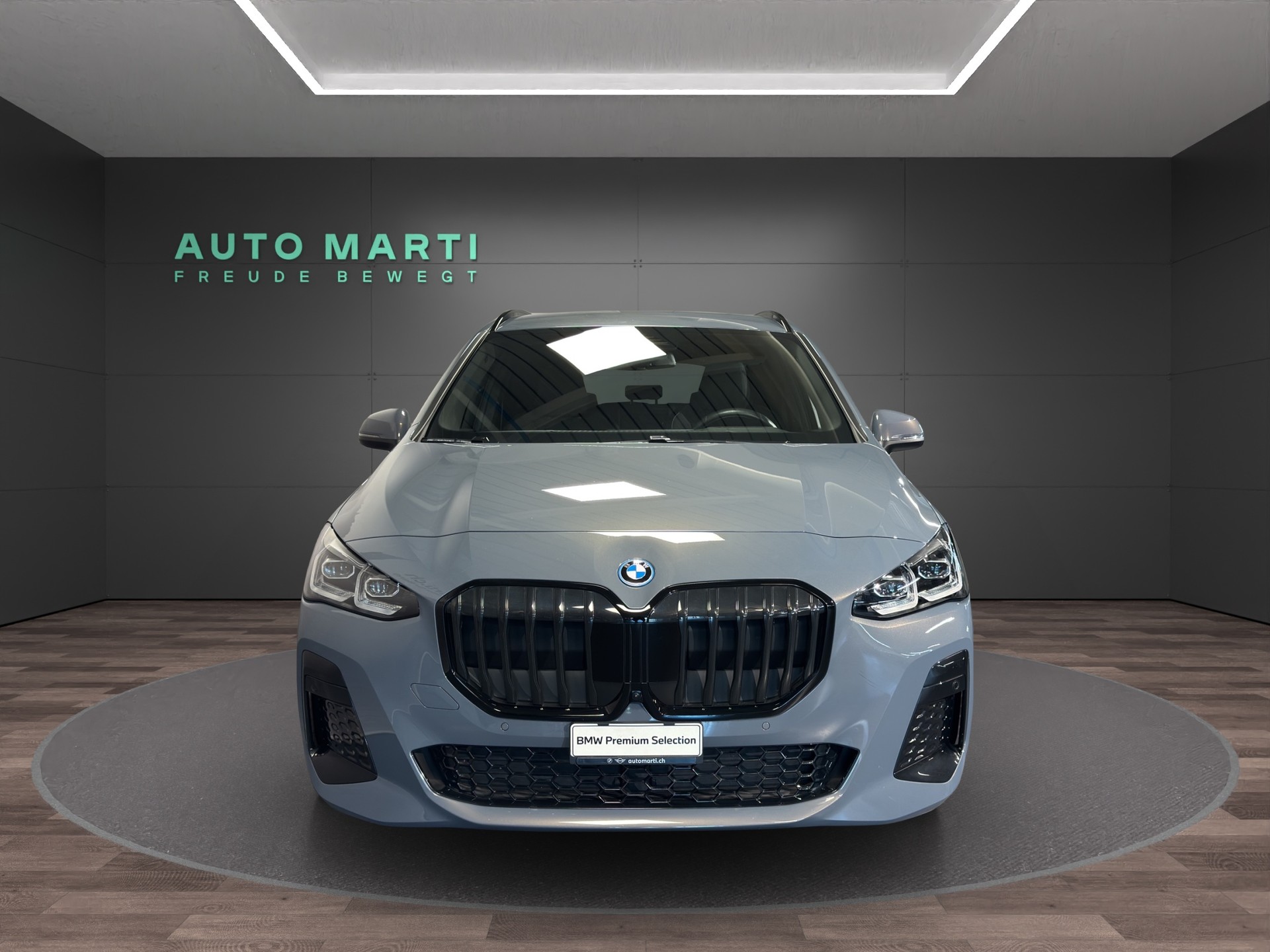 BMW 225e xDrive paddles Active Tourer M Sport-image-5