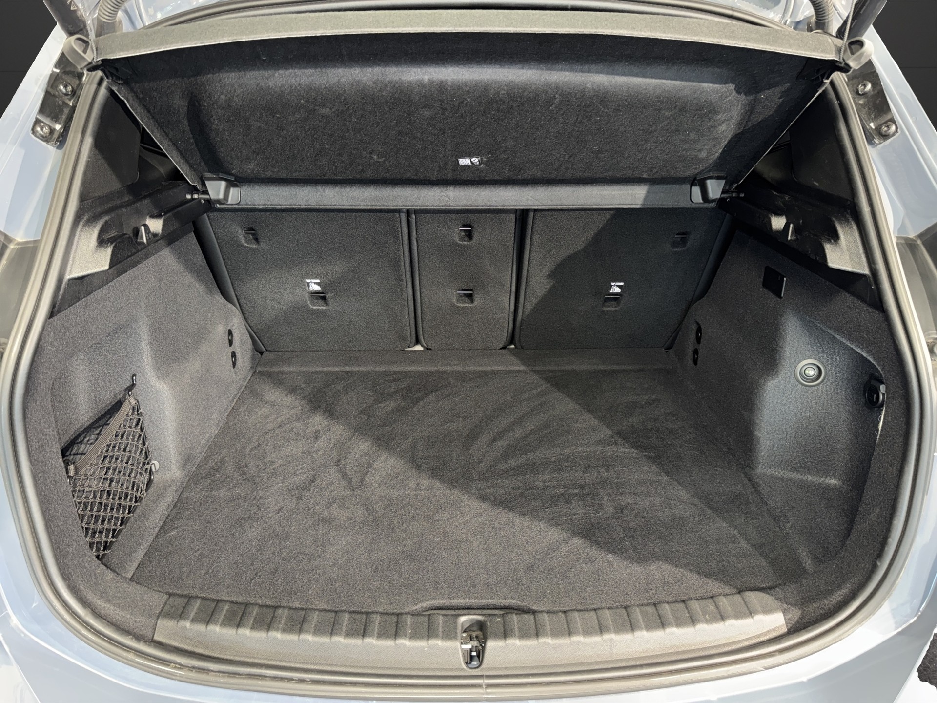 BMW 225e xDrive paddles Active Tourer M Sport-image-16