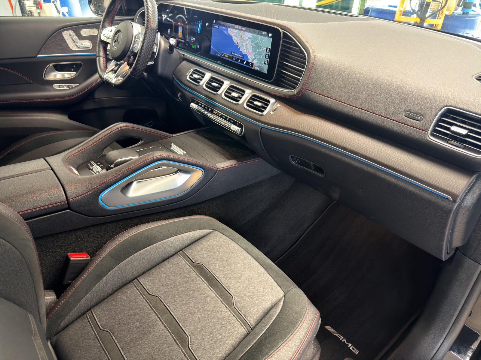 MERCEDES-BENZ GLE 53 AMG 4Matic+-image-12