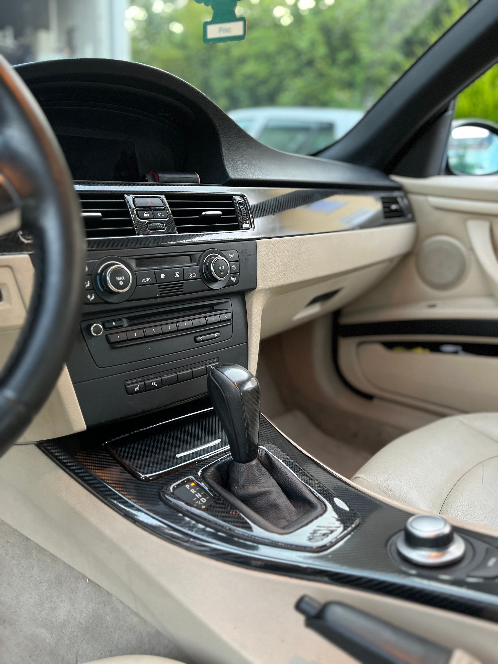 BMW 335i Cabriolet Steptronic-image-11