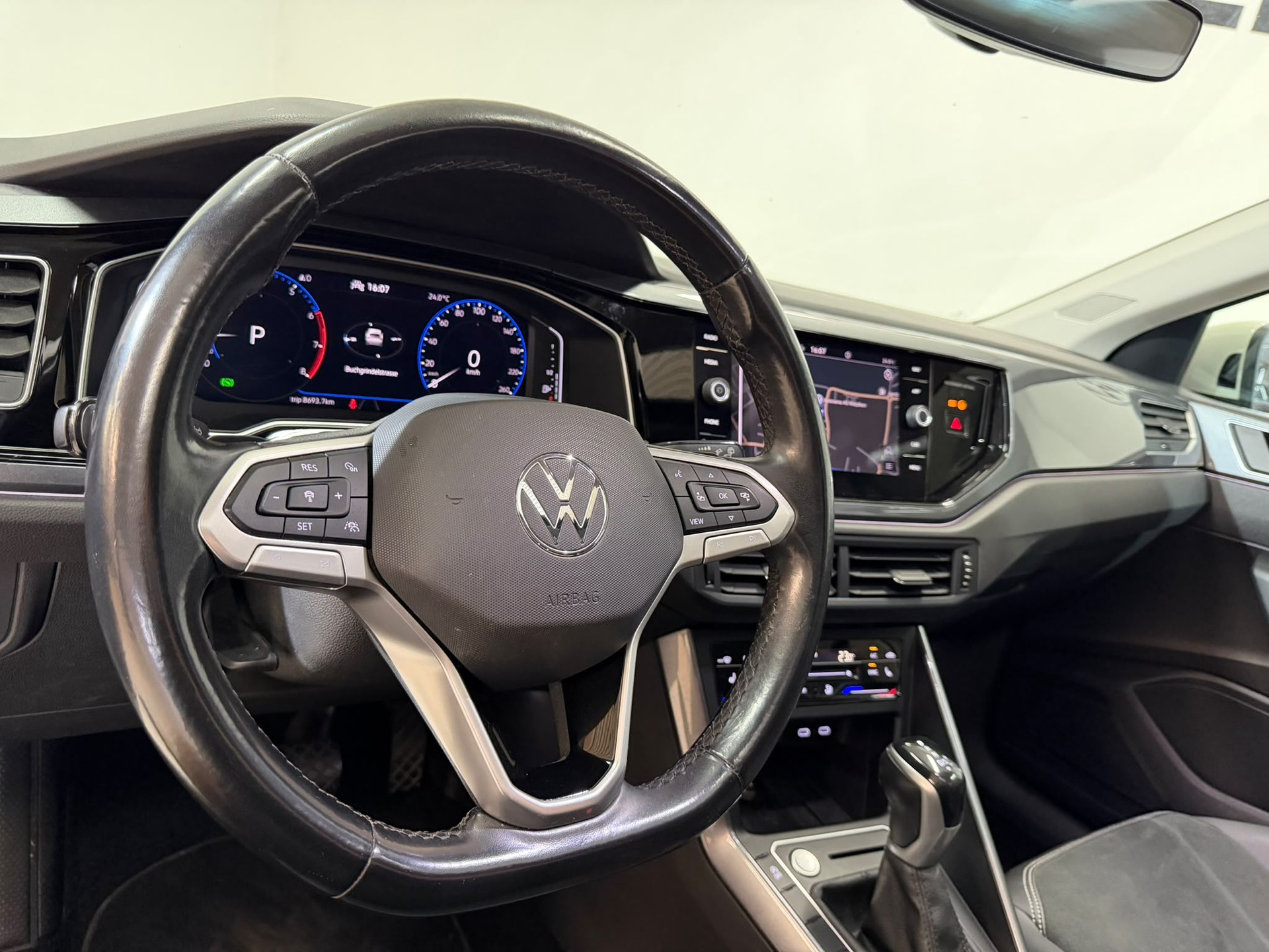 VW Taigo 1.0 TSI Style DSG-image-5