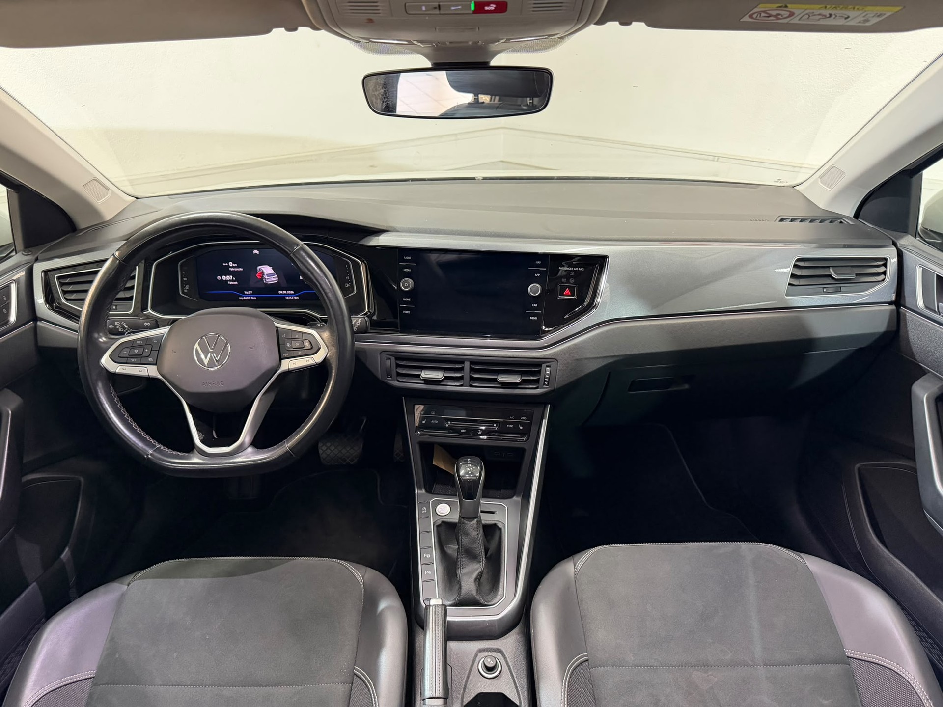 VW Taigo 1.0 TSI Style DSG-image-7
