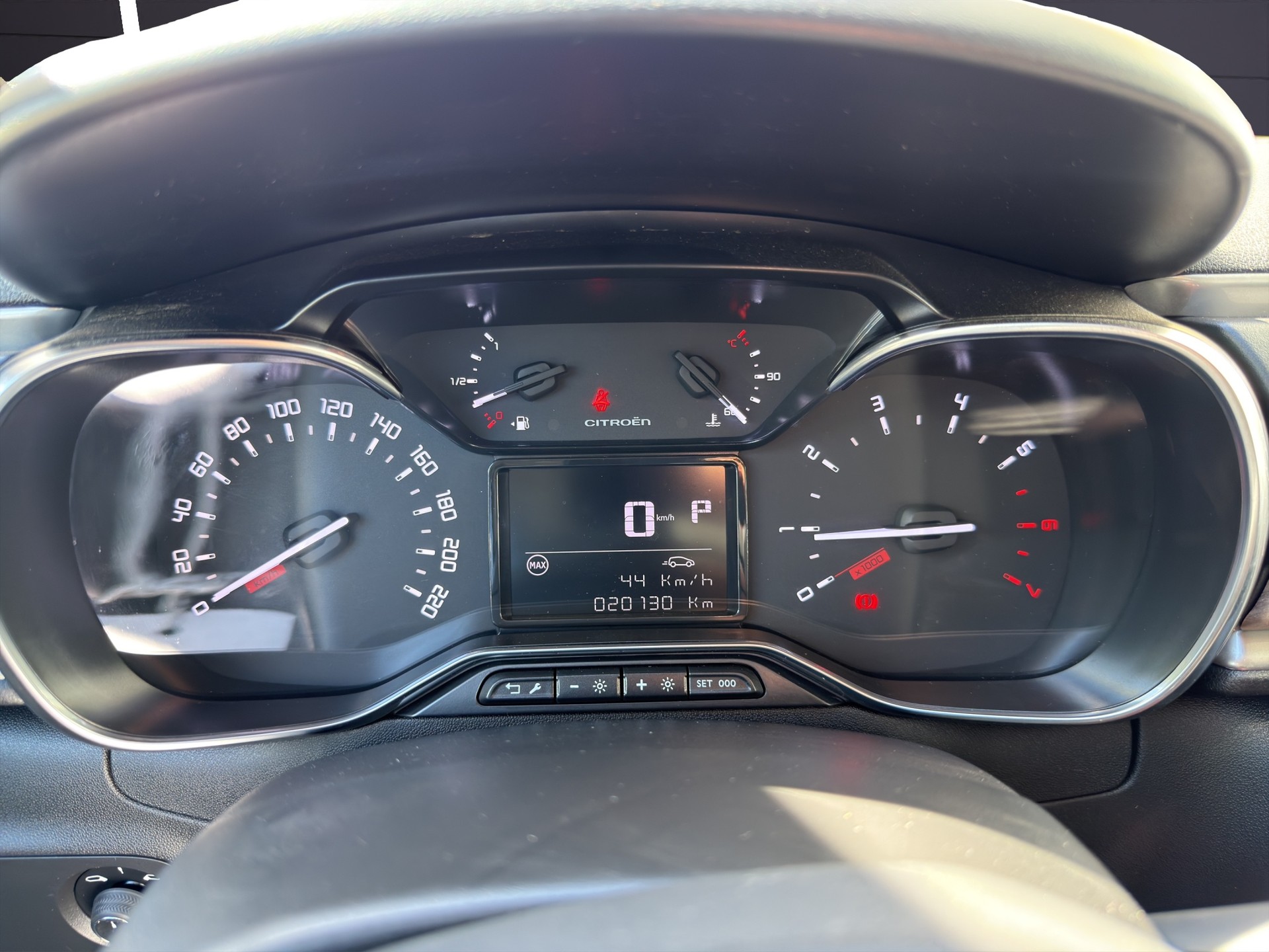 CITROEN C3 1.2 Swiss Edition-image-8