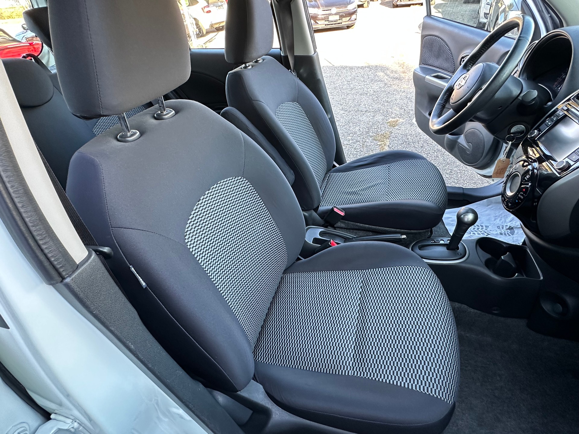 NISSAN Micra 1.2 DIG-S tekna CVT-image-20