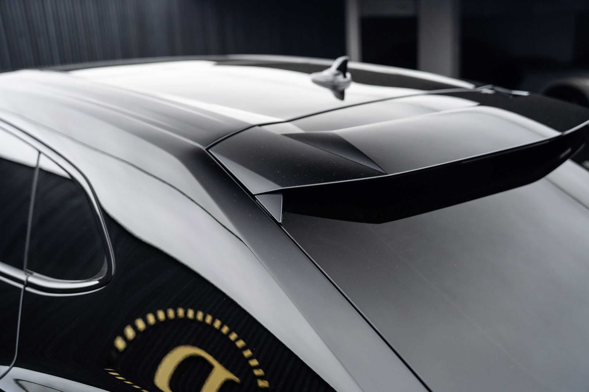 LAMBORGHINI Urus E-Gear-image-22