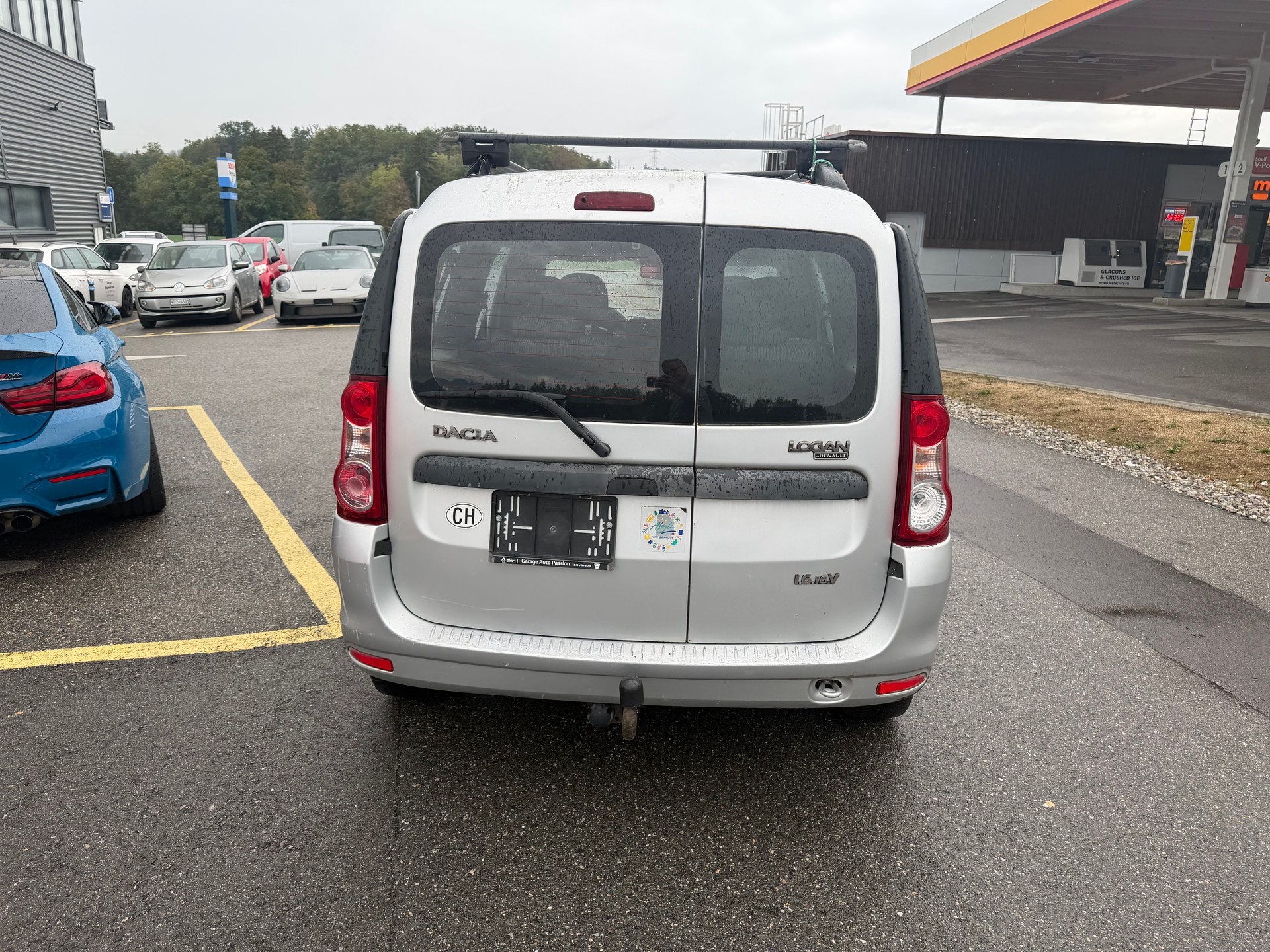 DACIA Logan 1.6 16V Lauréate-image-4
