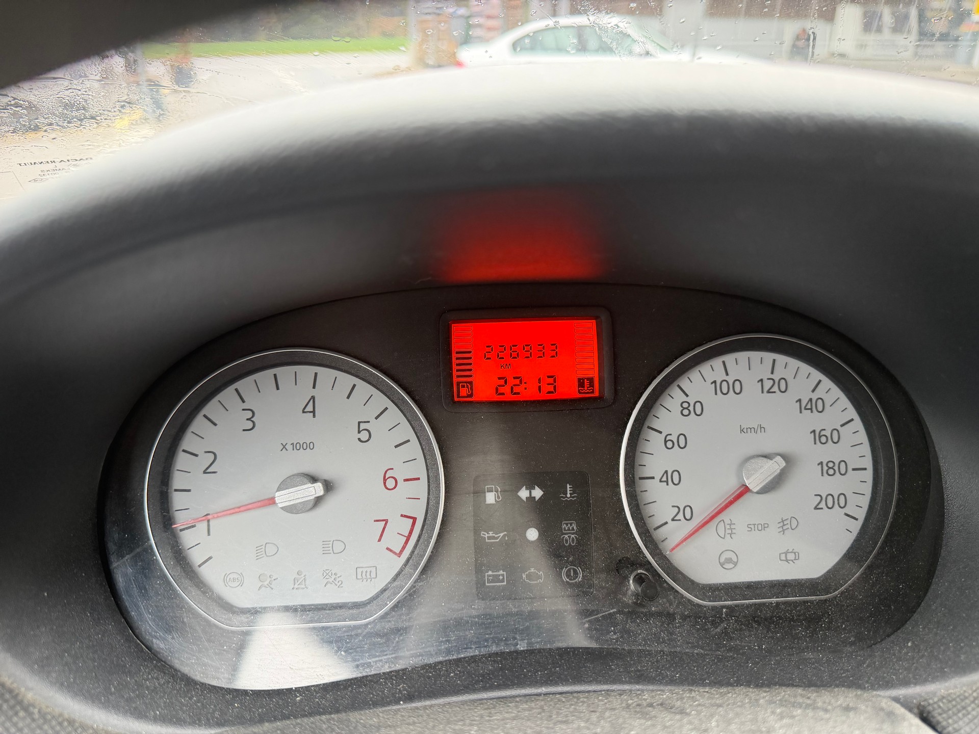 DACIA Logan 1.6 16V Lauréate-image-6