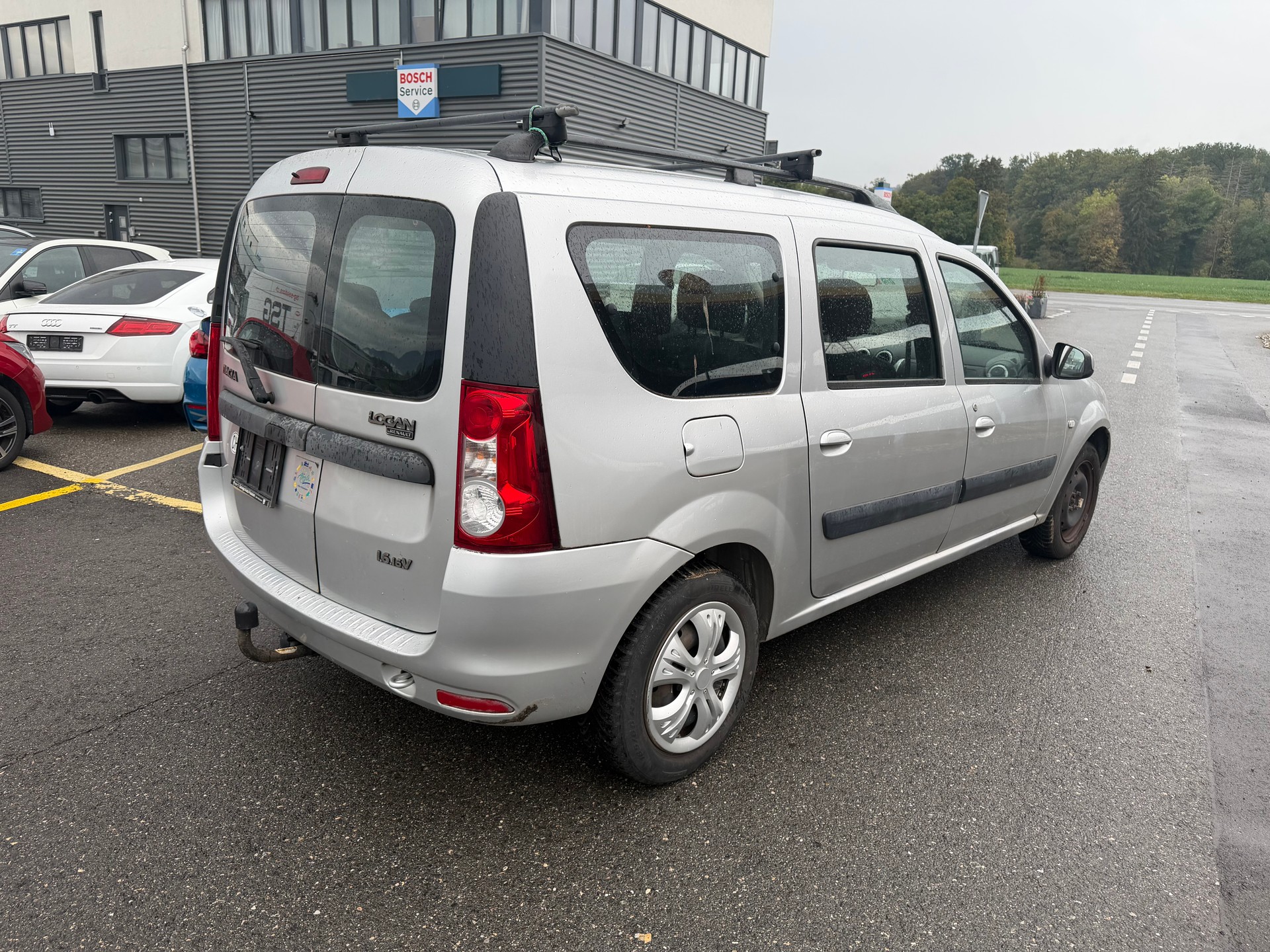 DACIA Logan 1.6 16V Lauréate-image-3