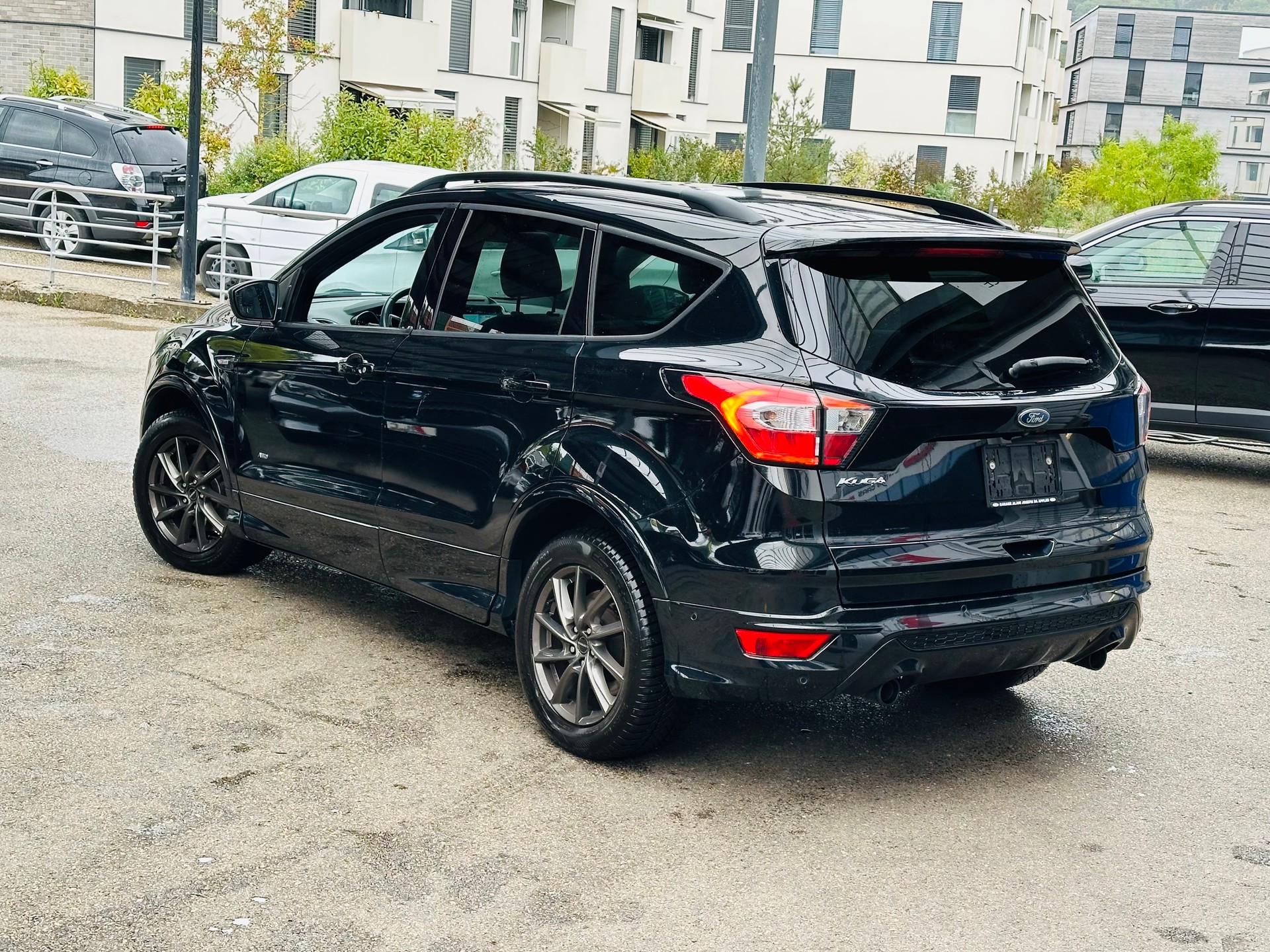 FORD Kuga 2.0 TDCi ST Line High 4WD PowerShift-image-6