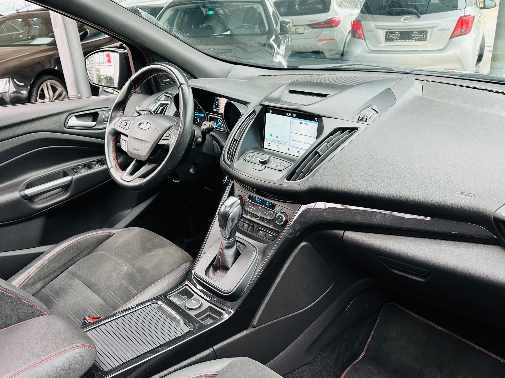 FORD Kuga 2.0 TDCi ST Line High 4WD PowerShift-image-13