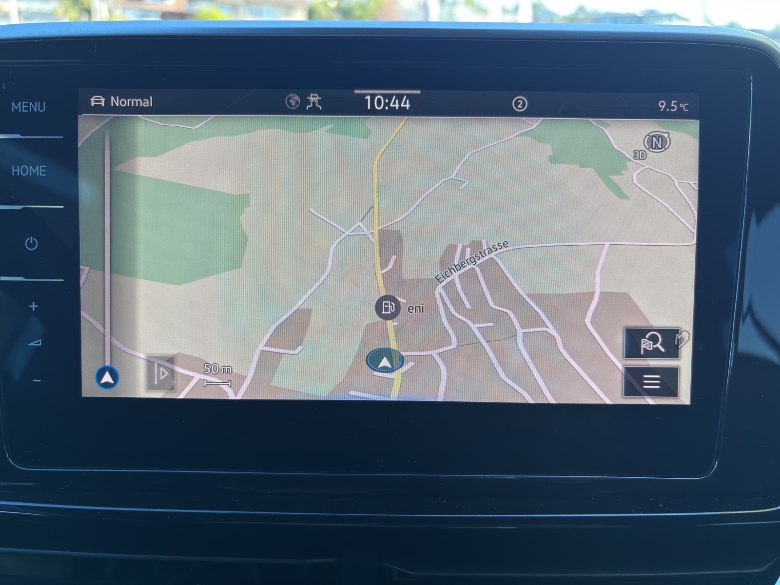 VW T-Roc 2.0 TSI R-Line DSG 4Motion mit AHK, Standheizung & Winterräder-image-21