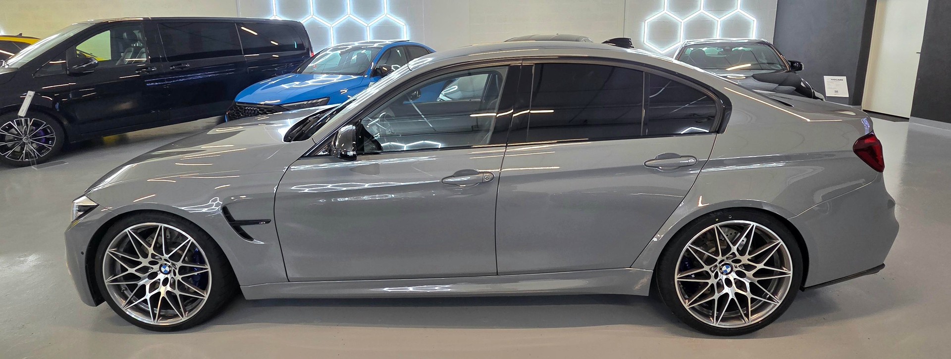 BMW M3 Drivelogic-image-2
