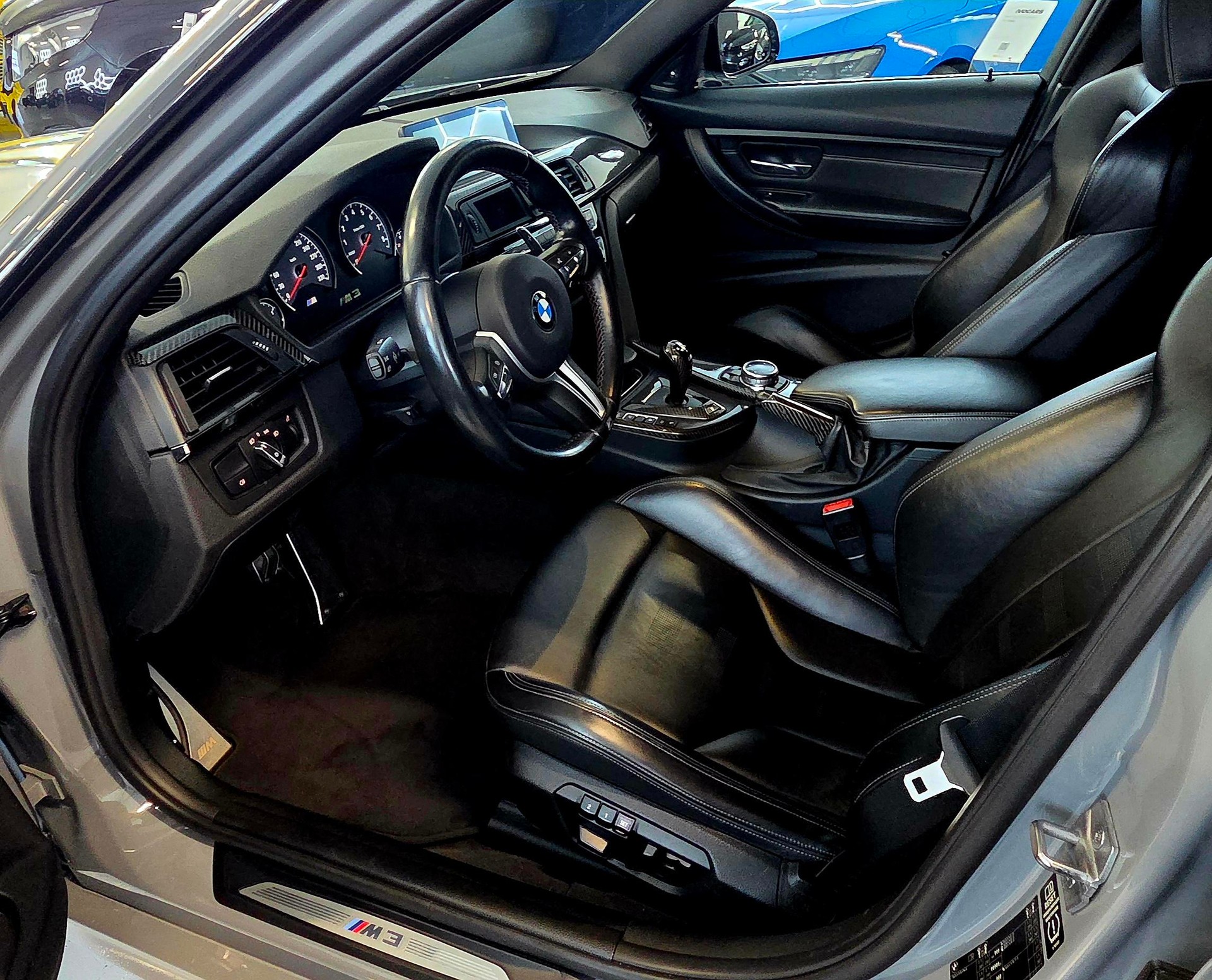 BMW M3 Drivelogic-image-6