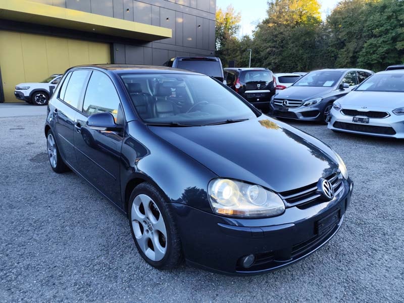 VW Golf 2.0 FSI Comfortline 4Motion-image-1