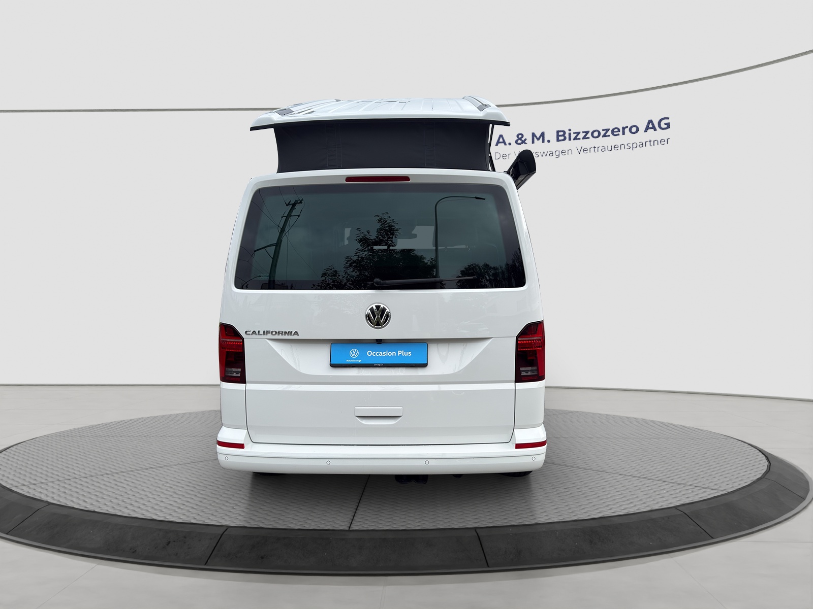 VW T6.1 California 2.0 TDI Ocean DSG-image-3