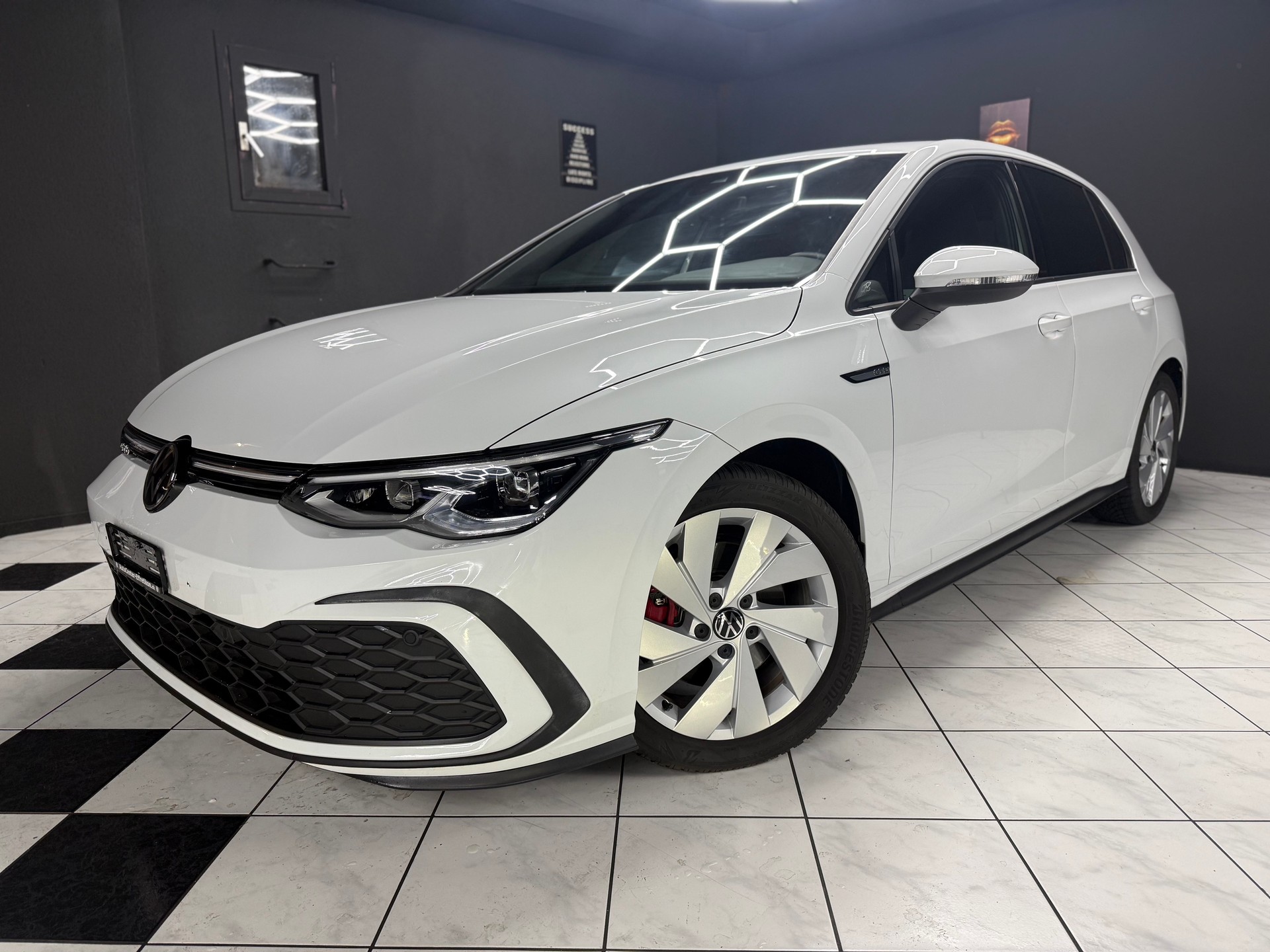 VW Golf 2.0 TDI GTD DSG-image-1