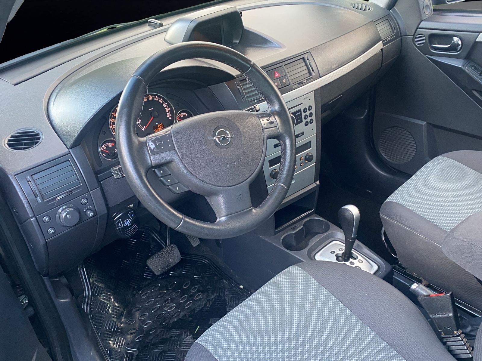 OPEL Meriva 1.8i 16V Benzin 125PS Automat Frisch ab Service. MFK 12.03.2026-image-8