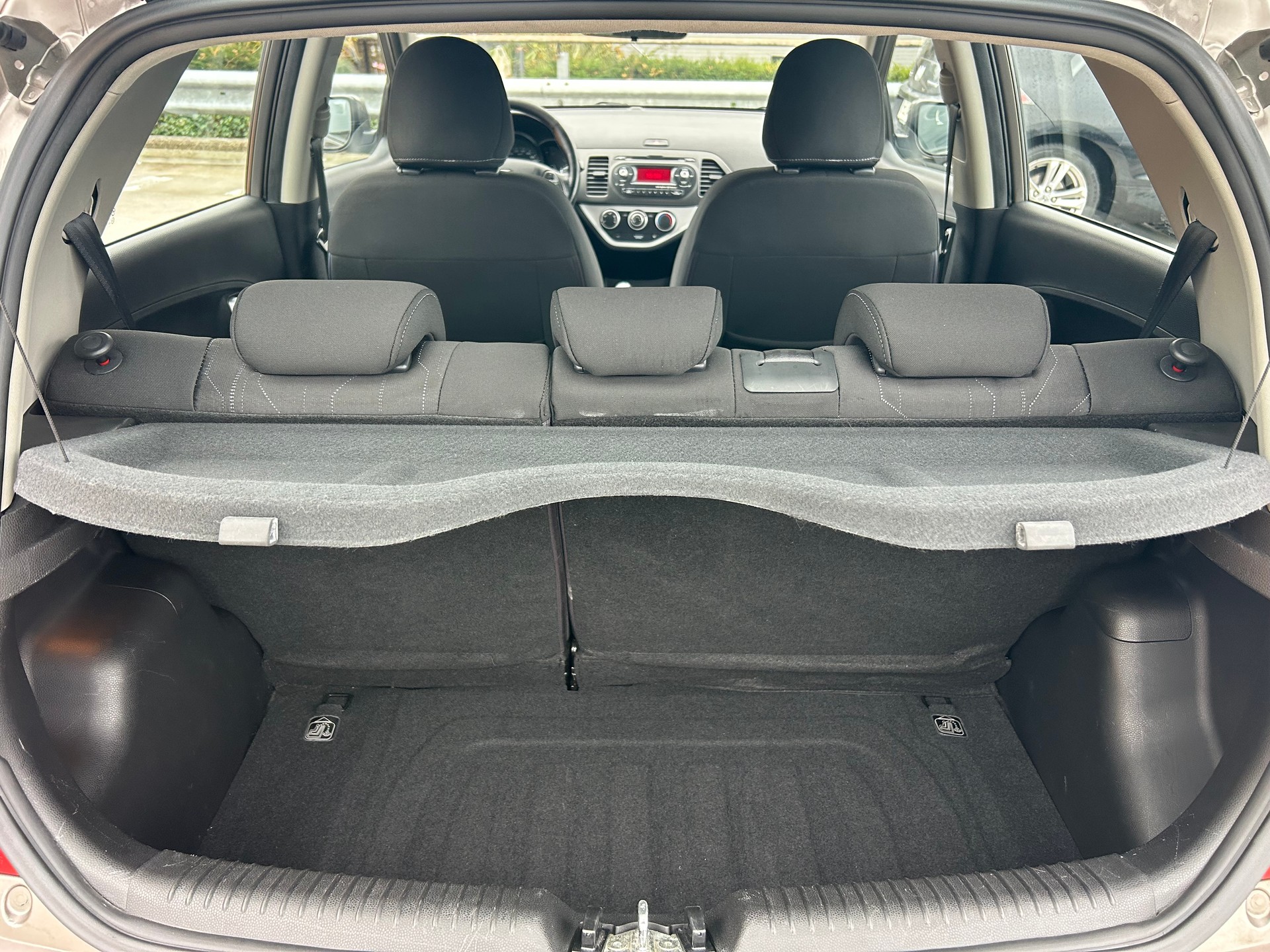 KIA Picanto 1.0 CVVT Classic-image-9