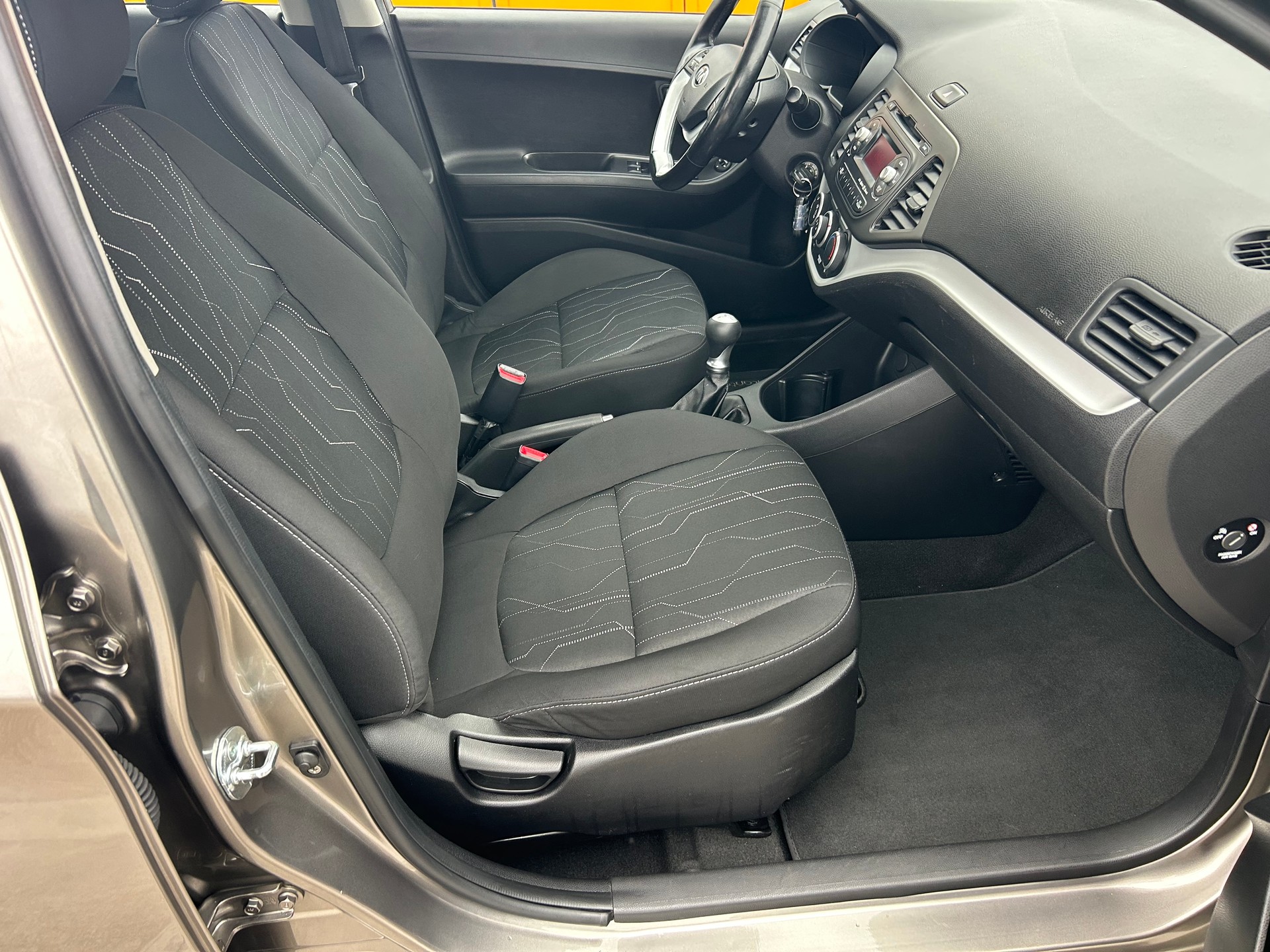 KIA Picanto 1.0 CVVT Classic-image-6