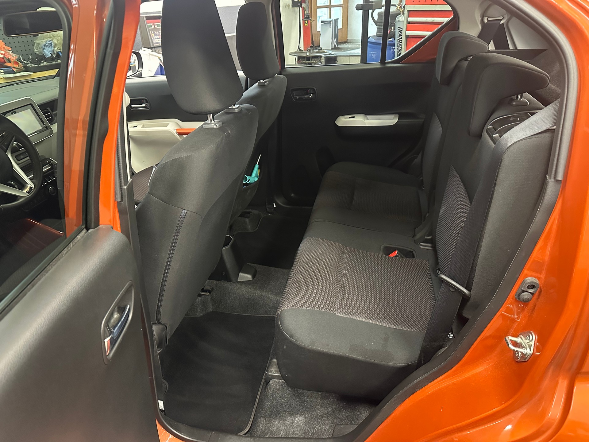SUZUKI Ignis 1.2i Tradizio Top 4x4-image-11